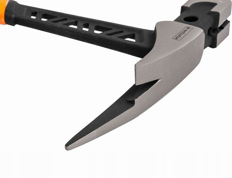 PROFESJONALNY MŁOTEK CIESIELSKI C2238 RICHMANN Marka Corona/Richmann