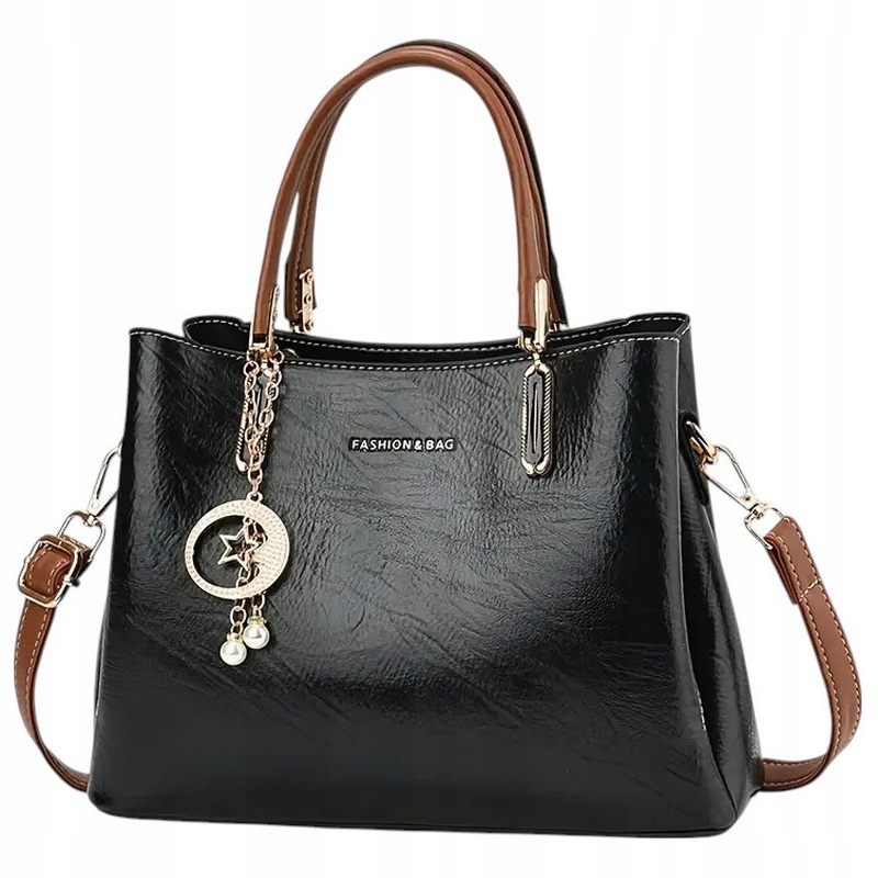 Torebka Damska Czarna Brelok na Ramię Pasek do Ręki na Zamek Kuferek