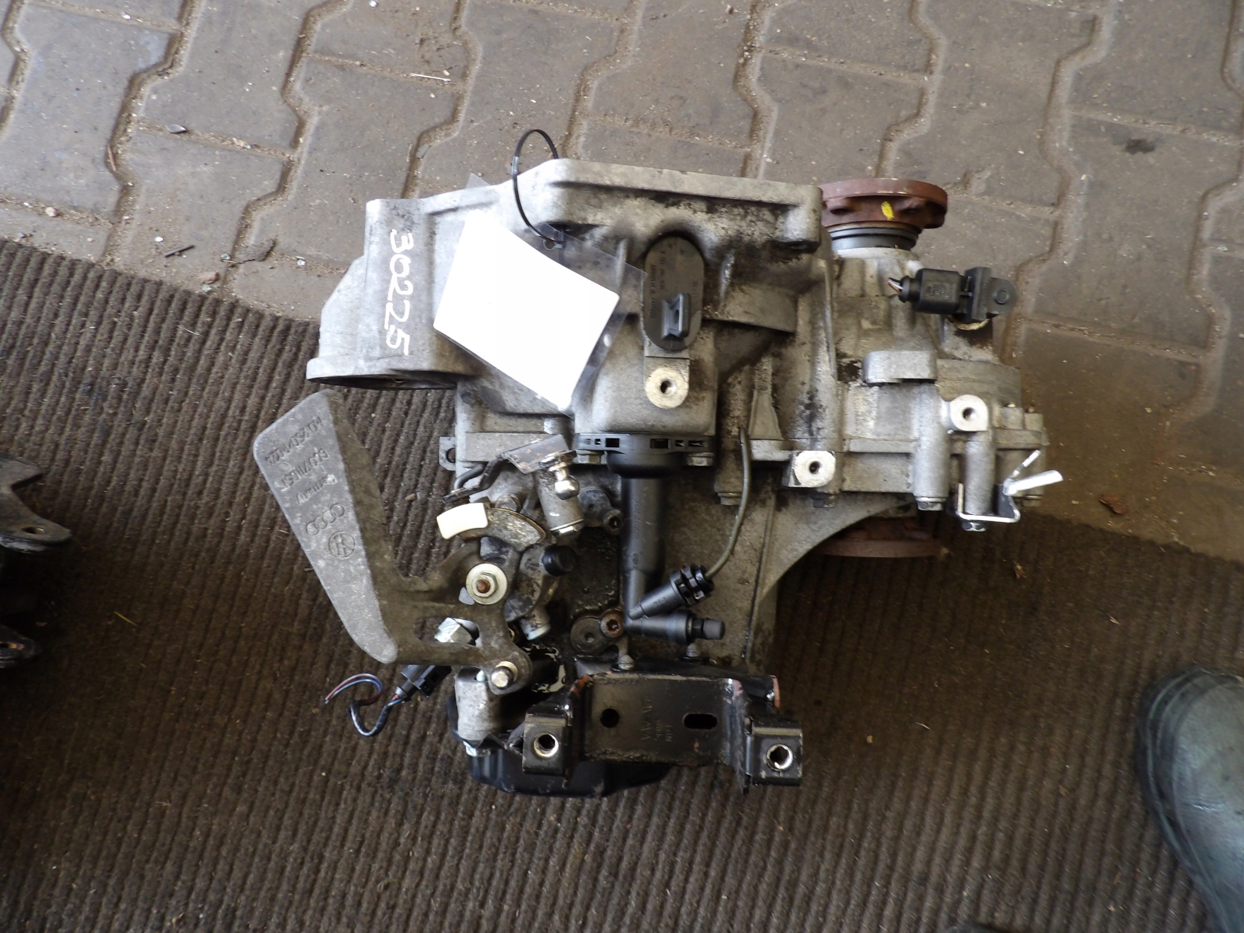 VW Polo 1,4 TDI 55KW 75KM Getriebe EWR