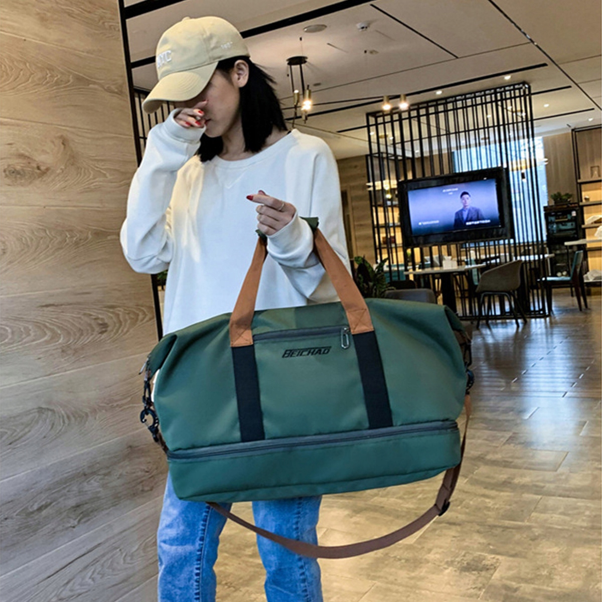 DAMSKA MĘSKA TORBA PODRÓŻNA DO JOGI SPORTOWEJ NA SIŁOWNIĘ WIĘKSZA POJEMNA TORBA NA RAMIĘ TOREBKA Marka inna