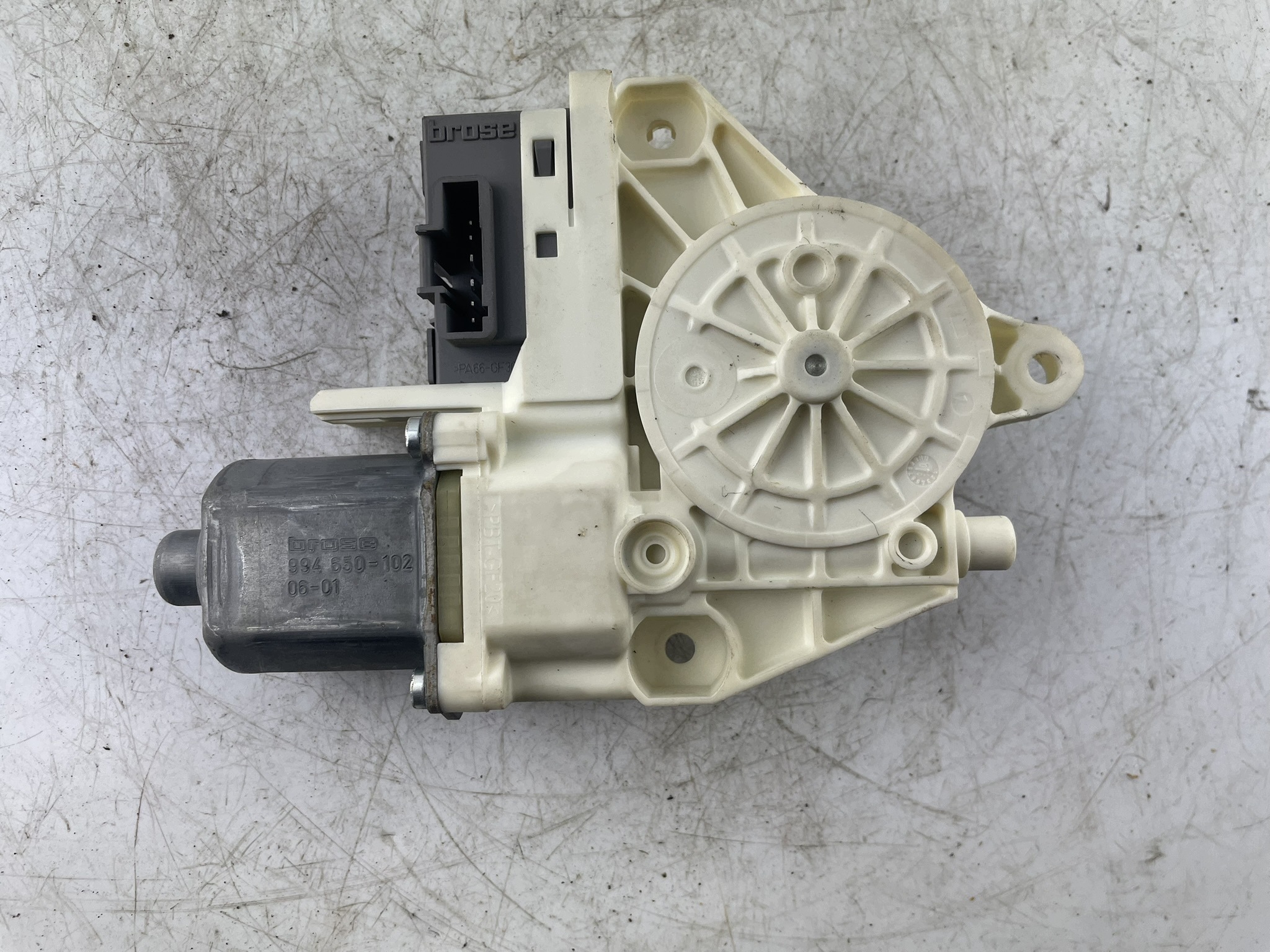 engine lifting windows 0 130 822 200 Peugeot 407 right rear part