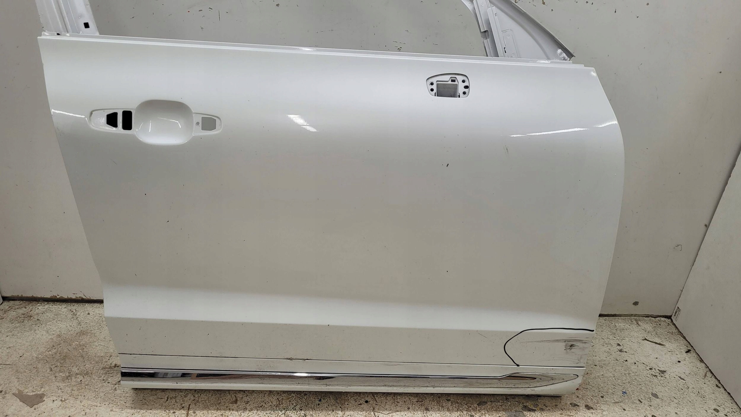 VOLVO XC60 II 2 17- DRZWI PRZÓD PRZEDNIE PRAWE FV Producent części Volvo OE