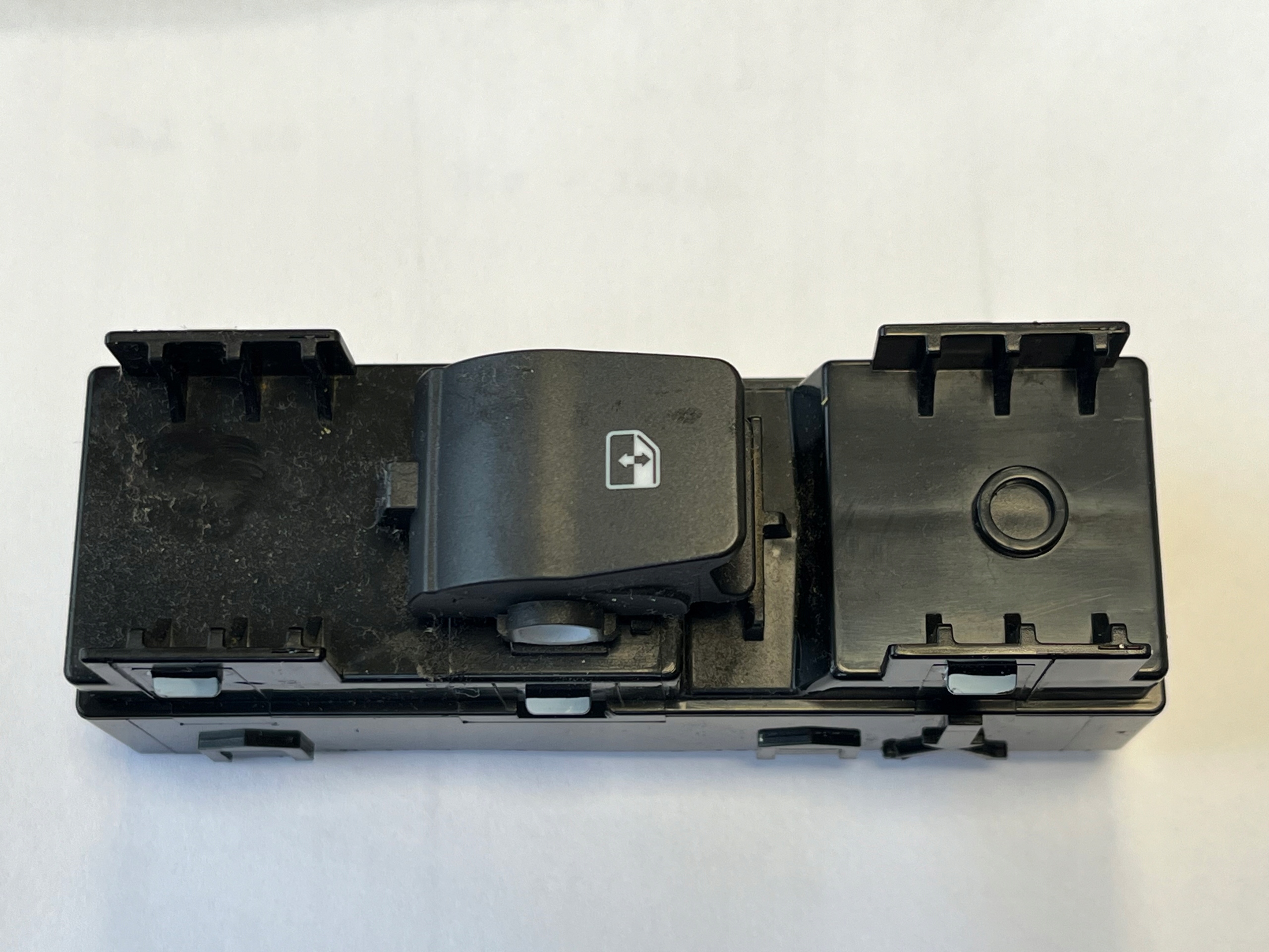 HYUNDAI I30 III PANEL window control switch left right rear part 93581-G3010 2017
