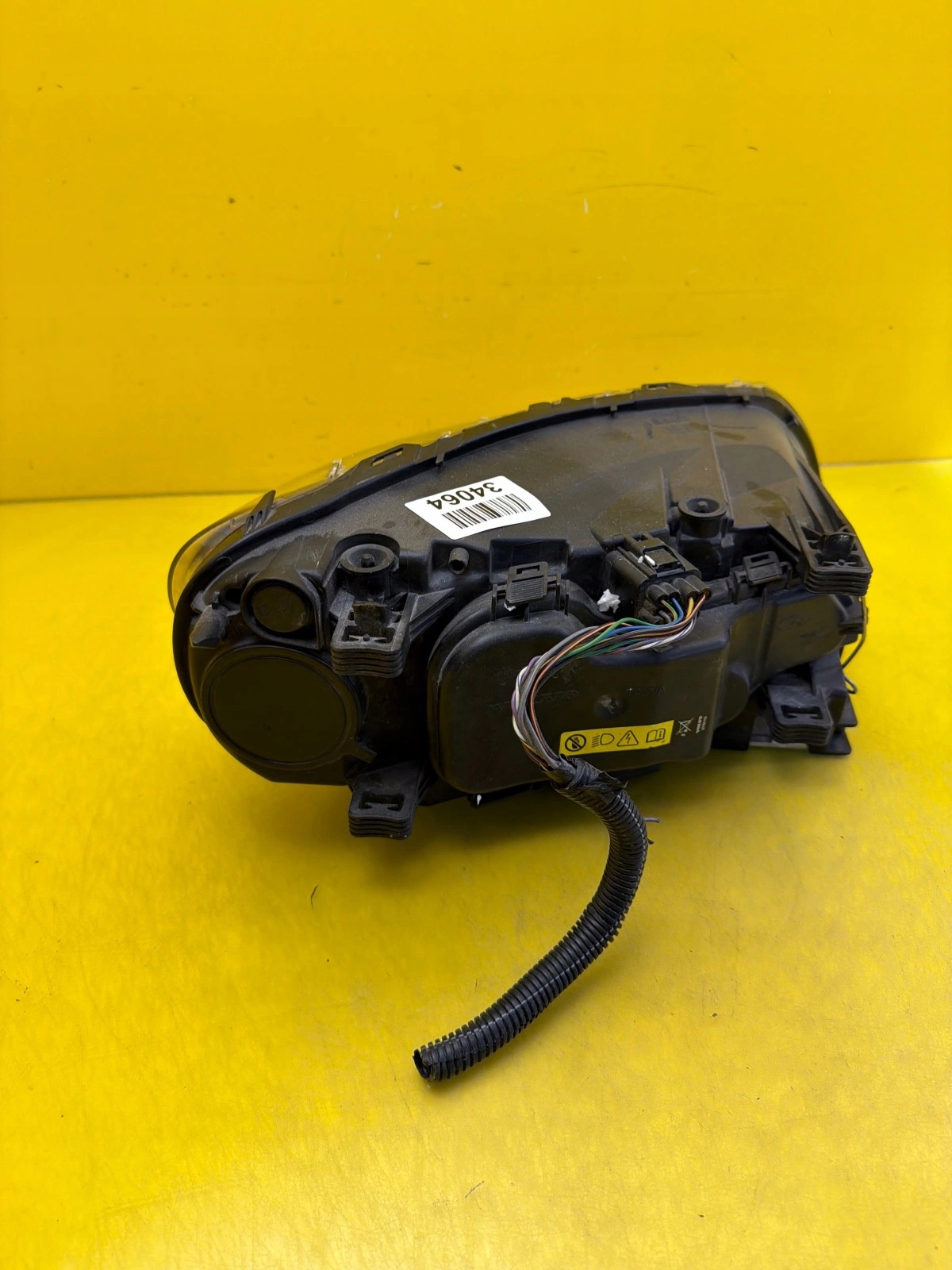light left Volvo V70 III S80 II Xenon non-setting 31214347