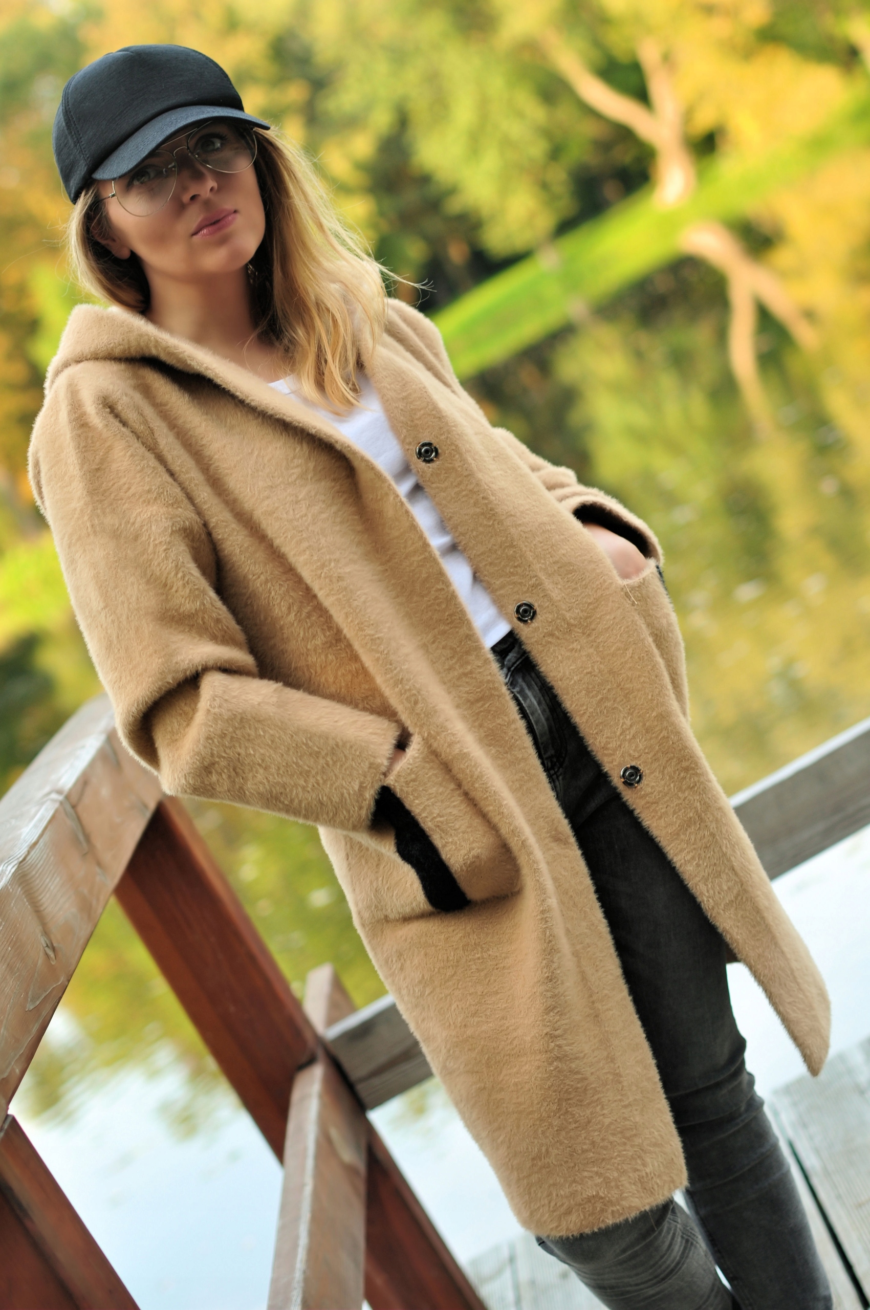 PŁASZCZ Z ALPAKI Z KAPTUREM sportowy BUTELKOWY Marka inna