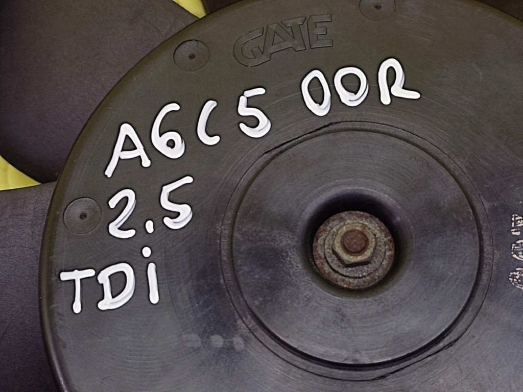 AUDI A6 C5 2.5 TDI ventilátor chladiče 8D0959455L