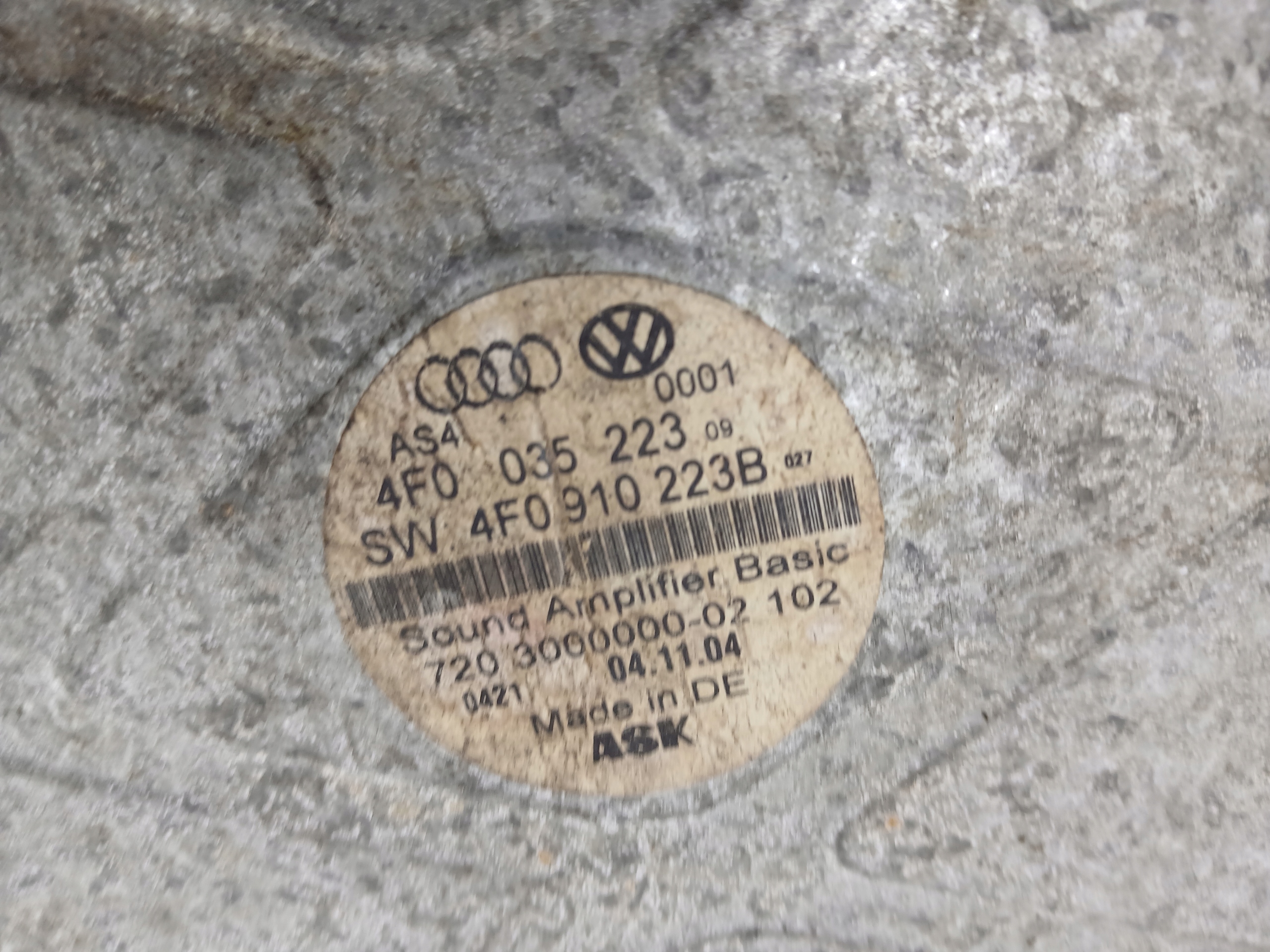 AUDI A6 C6 amplifier RADIA BOSE 4F0910223B