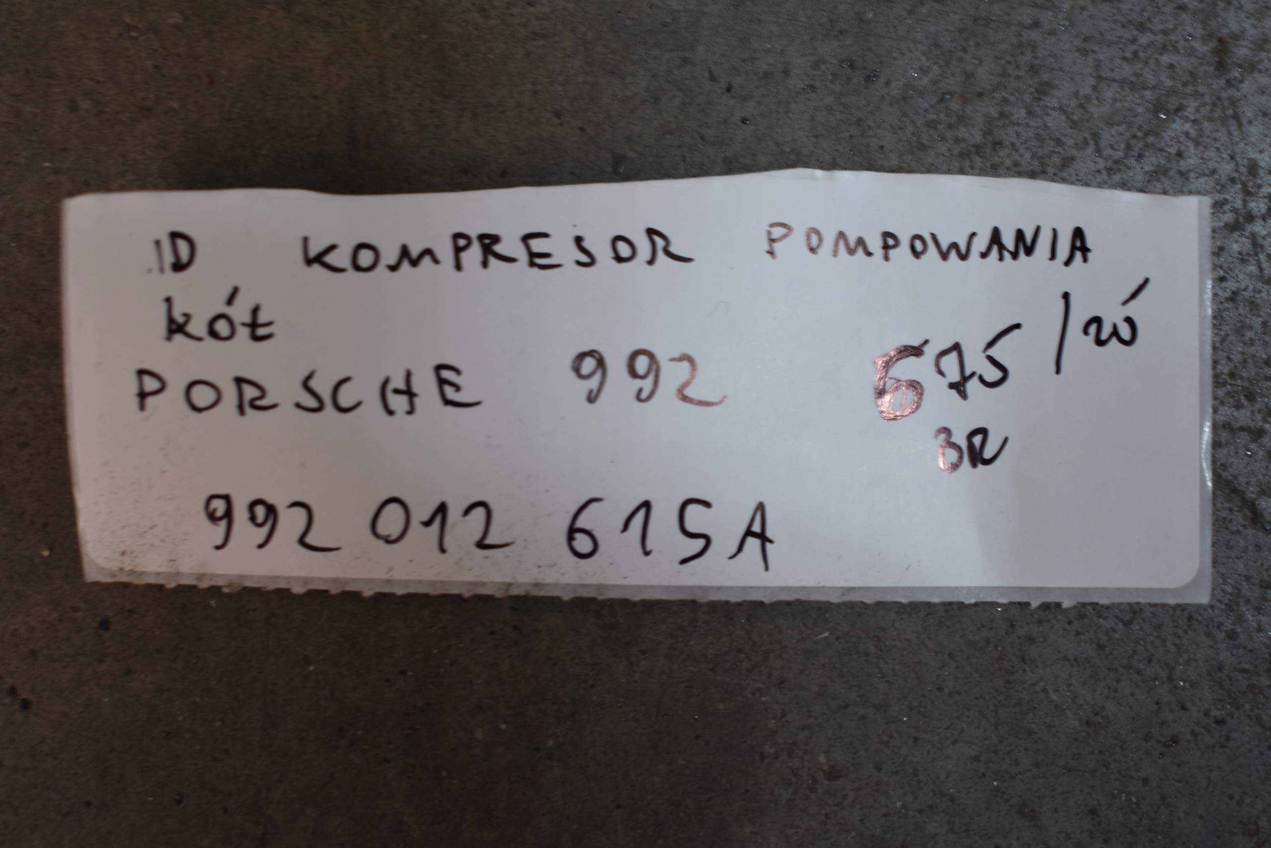 IDEALNY KOMPRESOR POMPOWANIA der Räder PORSCHE 992 1