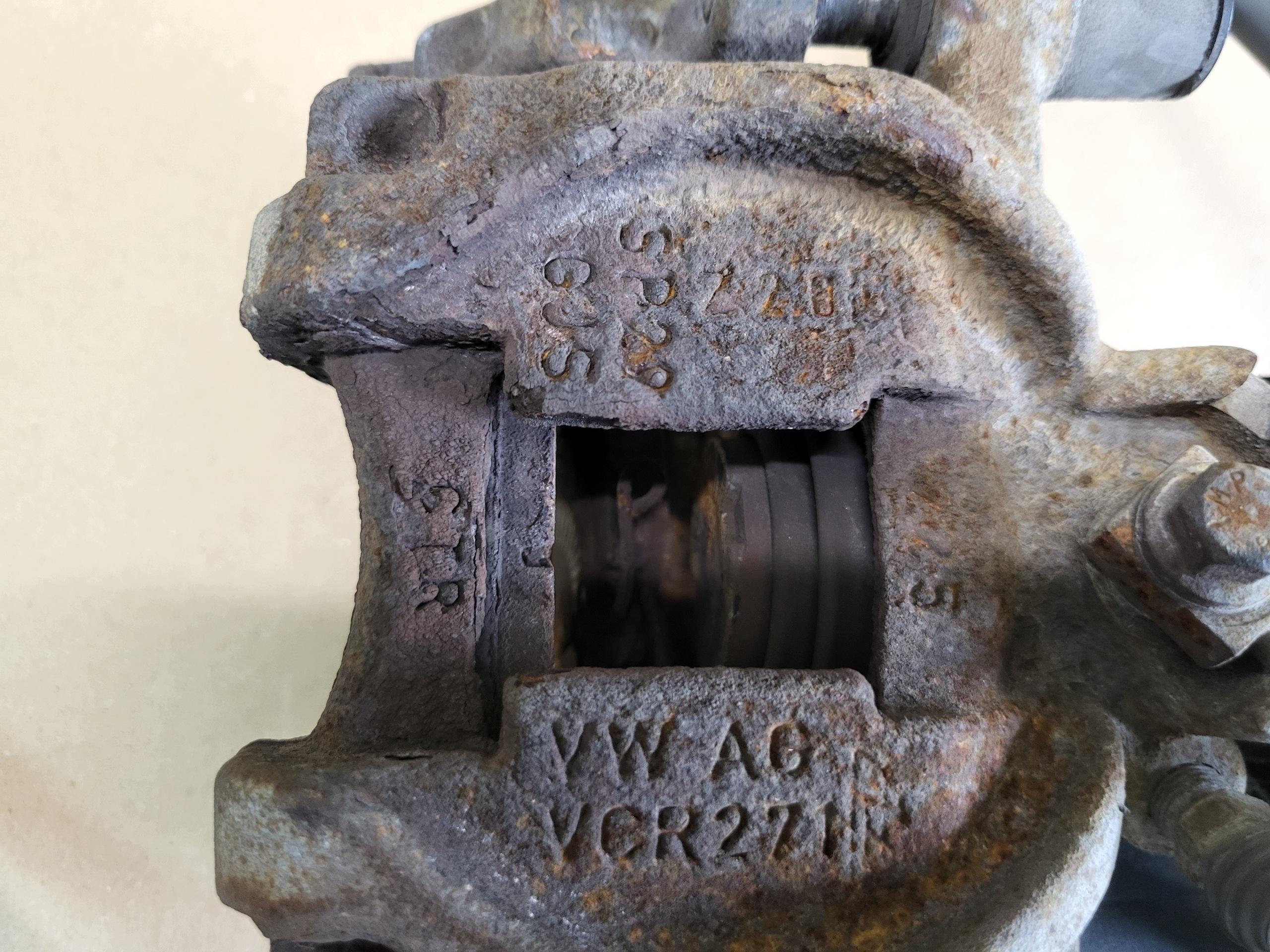 caliper brake JARZMO left rear part mini motor VW T-ROC GOLF VII AUDI Q2 ATECA