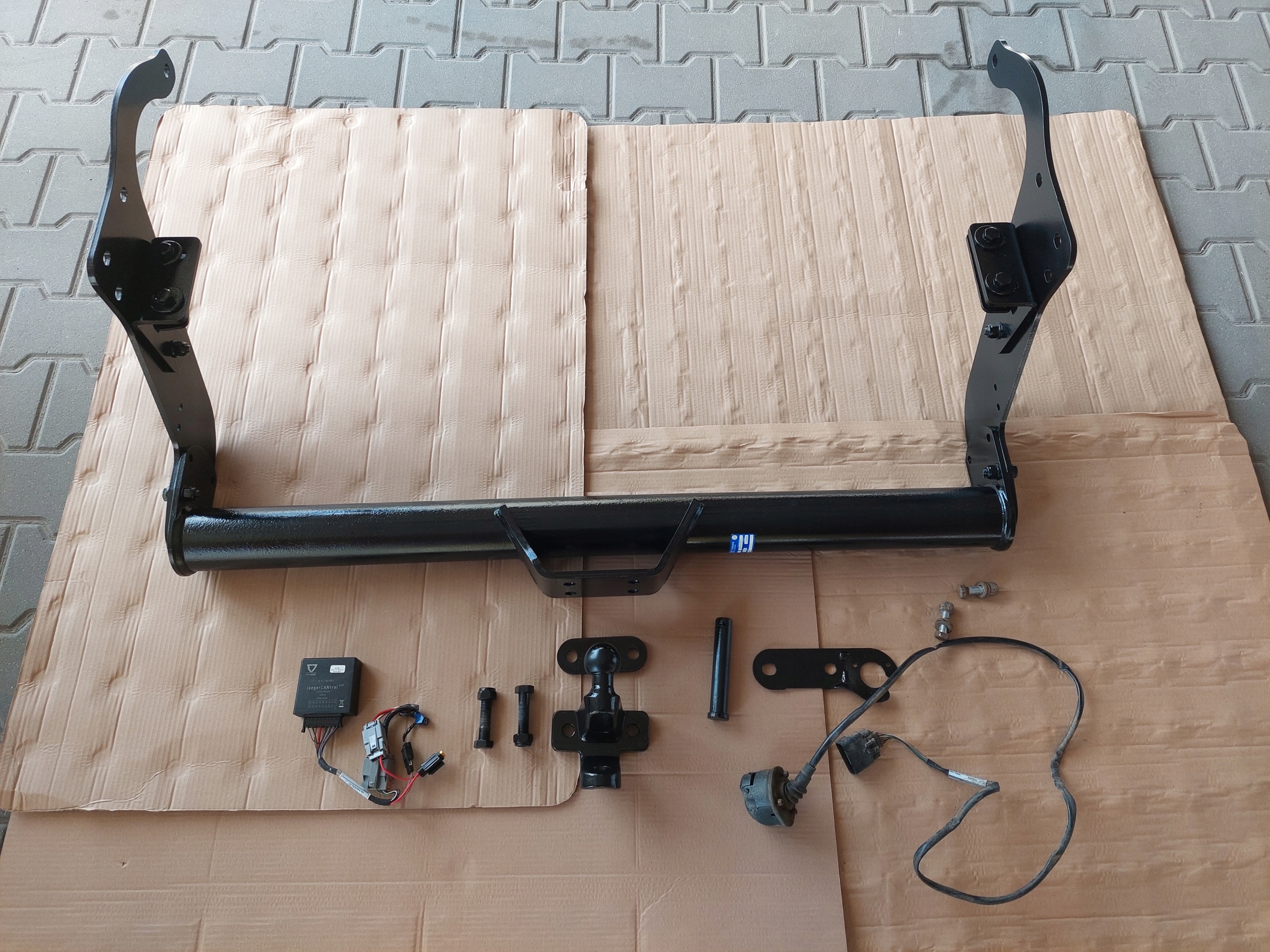 tow complete TOW-TRUST TFD3A + module FORD RANGER V LIFT 19R