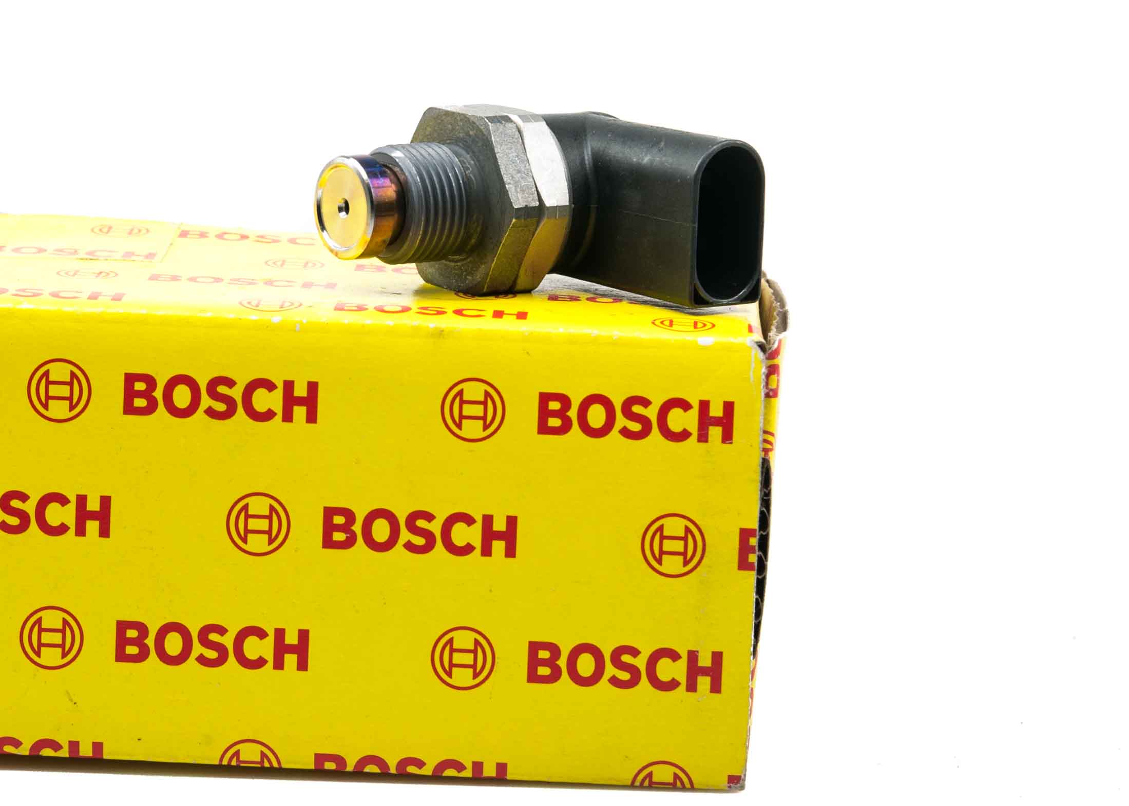 ДАТЧИК ТИСКУ ПАЛИВА BMW 330D 325D 13537787167