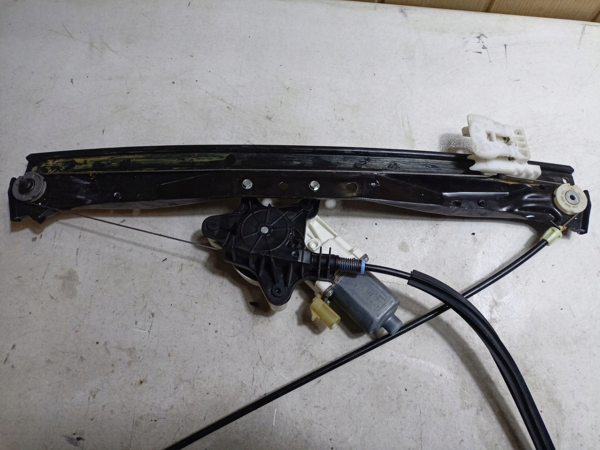 window regulator electrical rear part right side Chrysler Town and Country