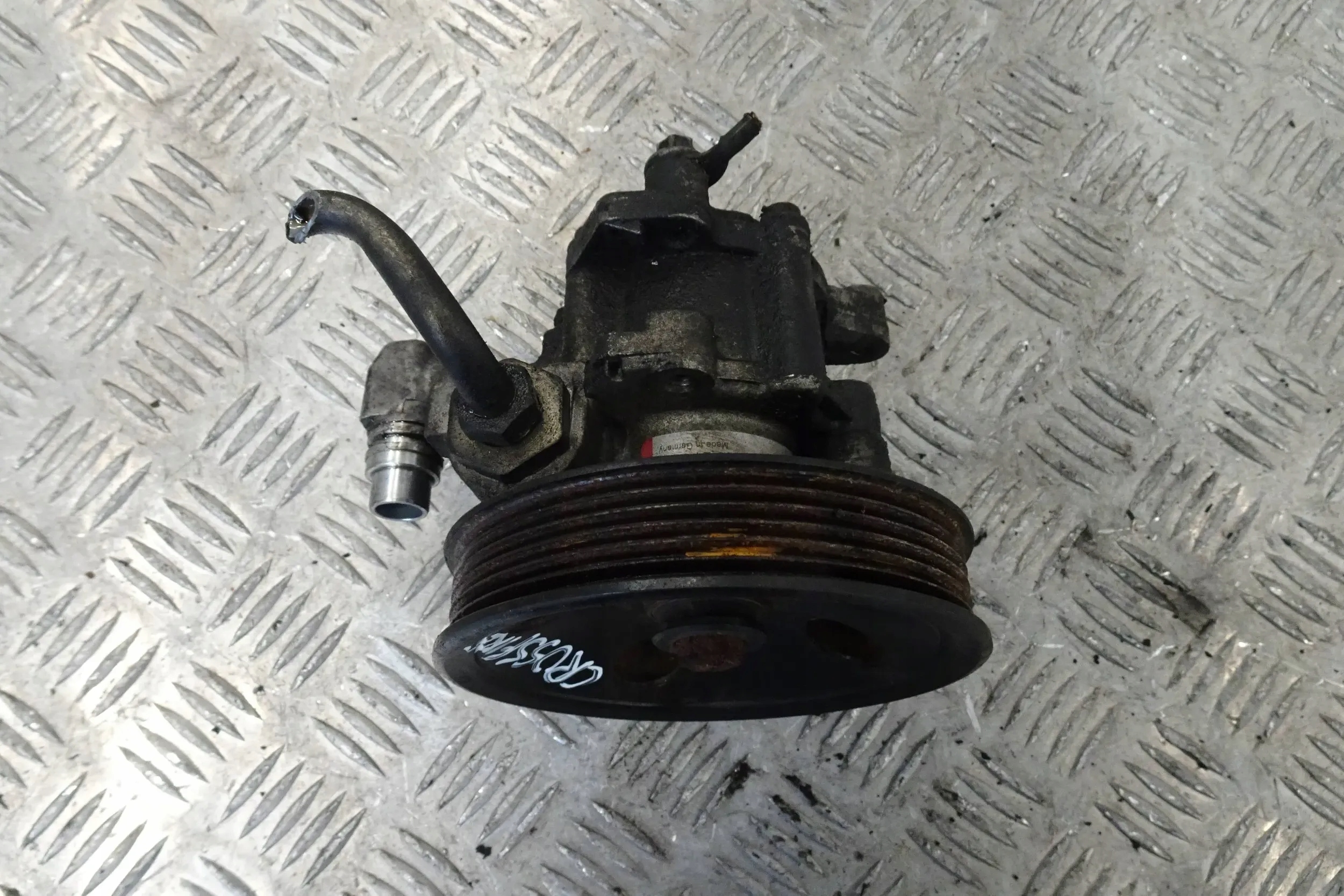 CHRYSLER CROSSFIRE 3.2 b насос гур 02-