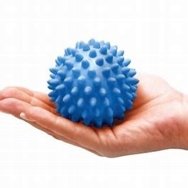 

Mała piłeczka do masażu ściskania z kolcami 6 cm