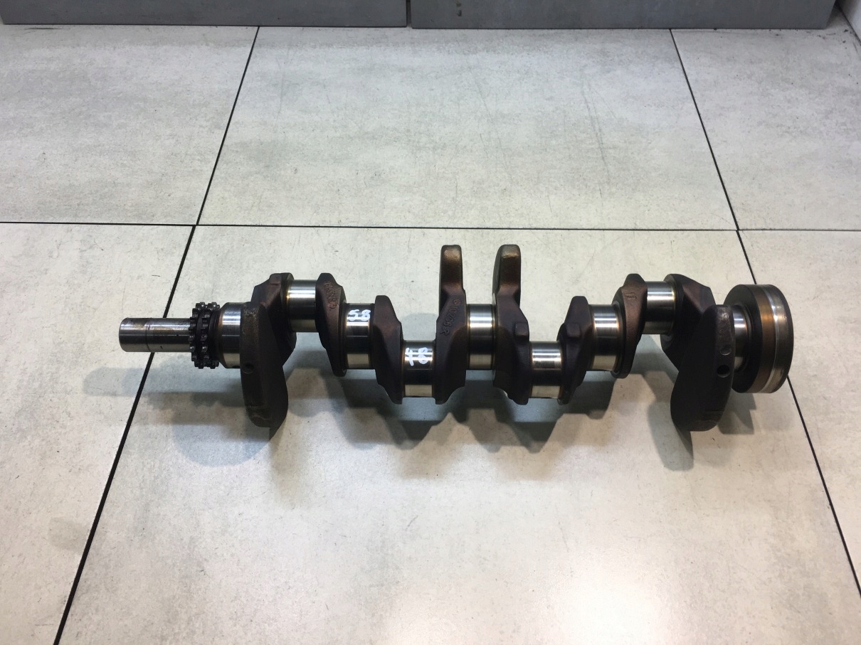 crank MERCEDES 190 W201 2.0