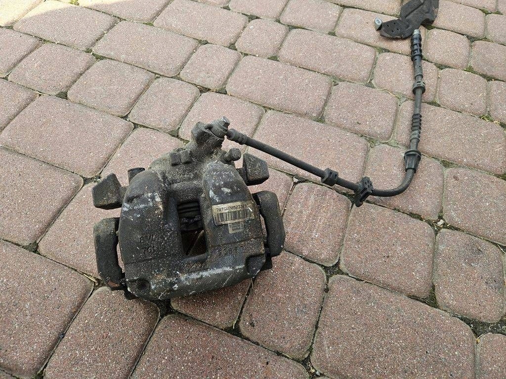 caliper front front left jazmo Opel Grandland X 9830798880