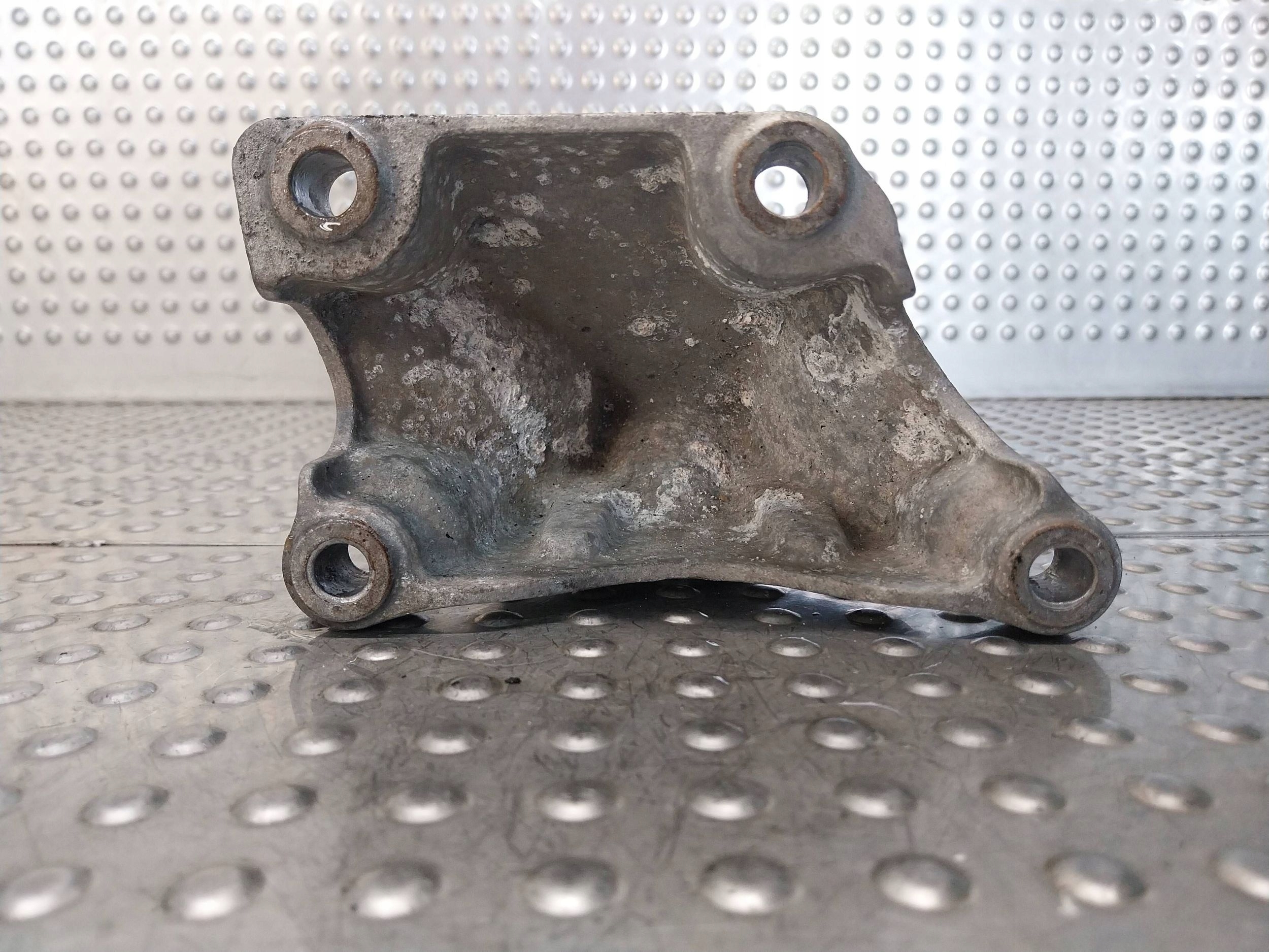 engine supporting mount right 4F0199308AB AUDI A6 C6 2.7 3.0 TDI ALLROAD