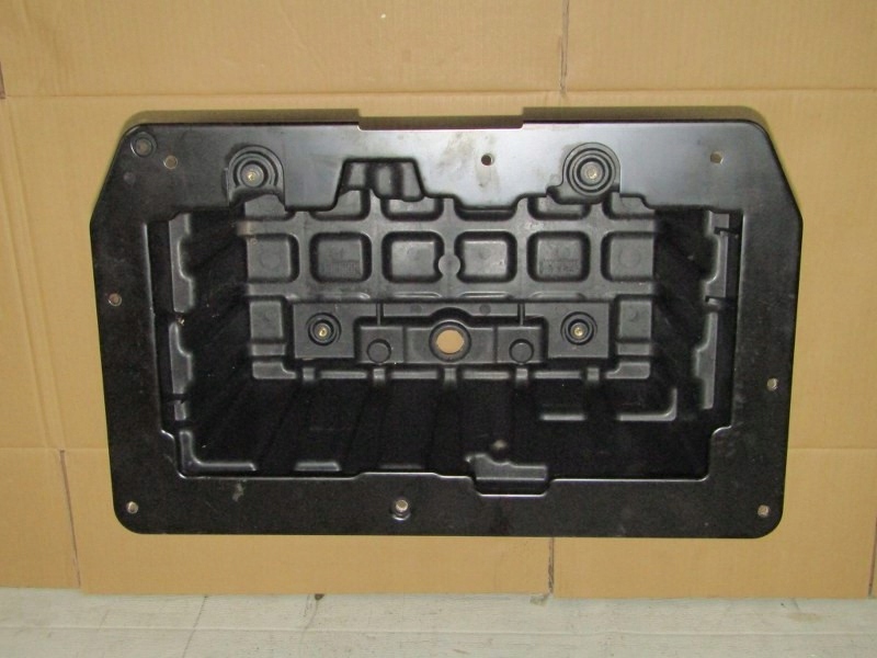 Range ROVER VOGUE L405 крышка корпуса аккумулятора