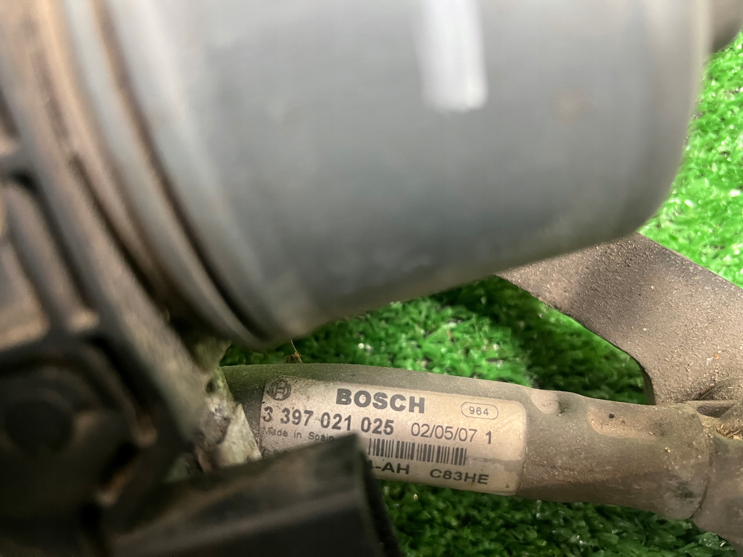 törlö bal FORD S-MAX 6M2117508AD