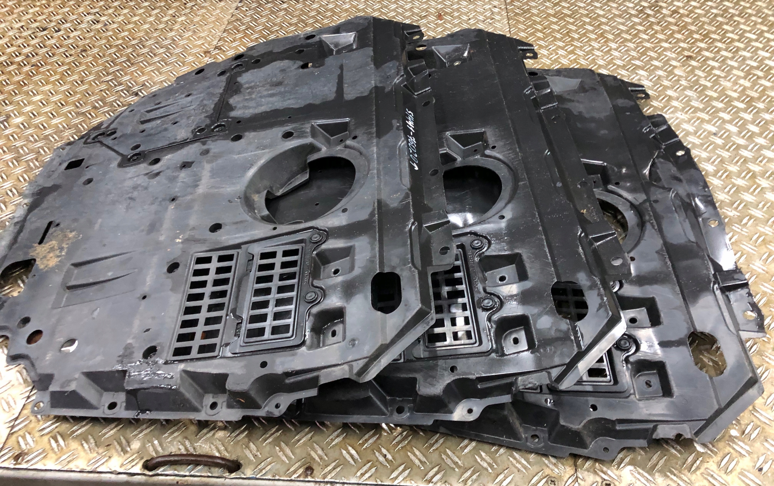 LEXUS CT КАПОТ ДВИГУНА НАДУВНИЙ ЧОВЕН 51441-76040