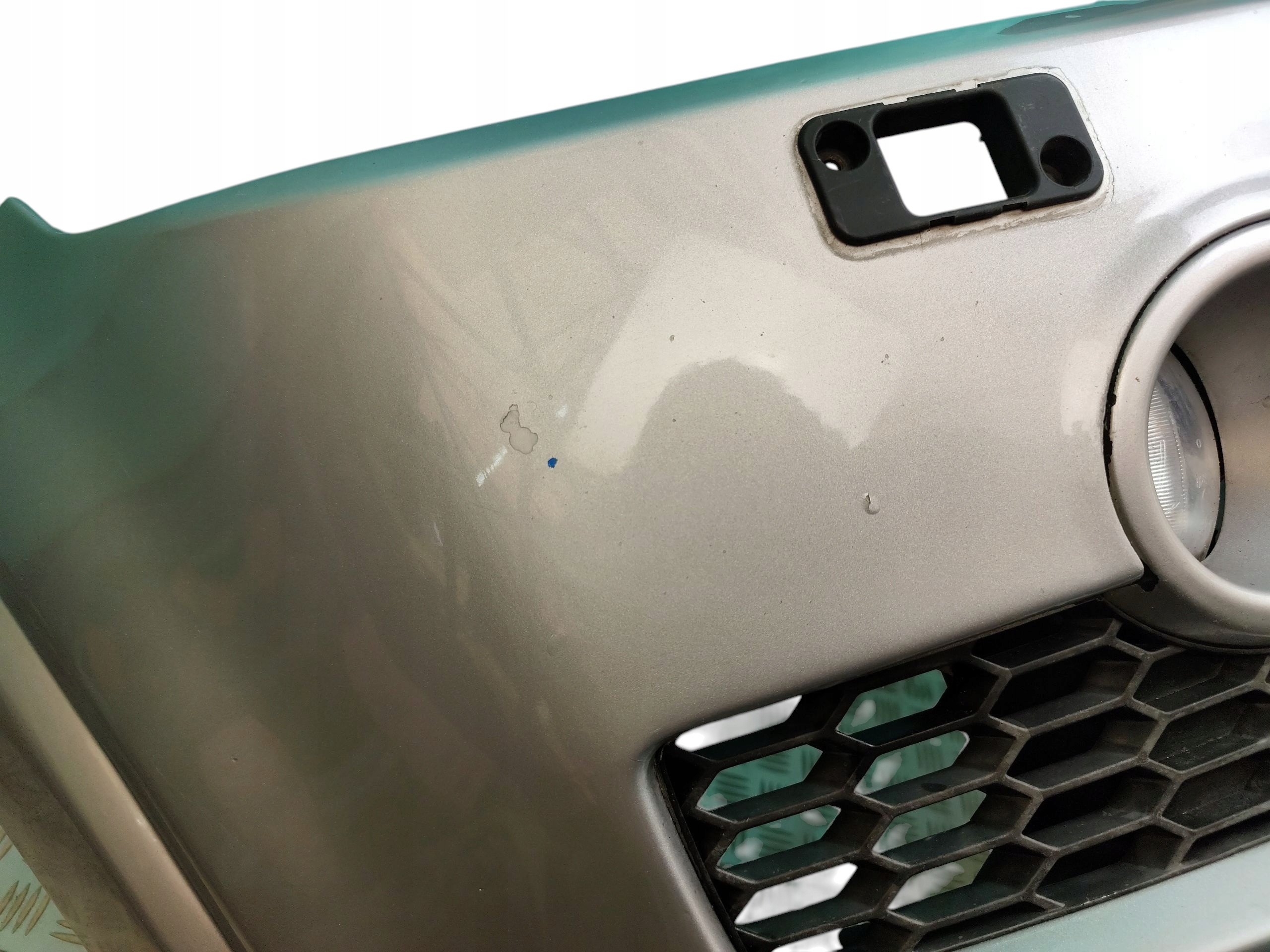 bumper front CHEVROLET CAPTIVA and LAK: 92U (06-10)