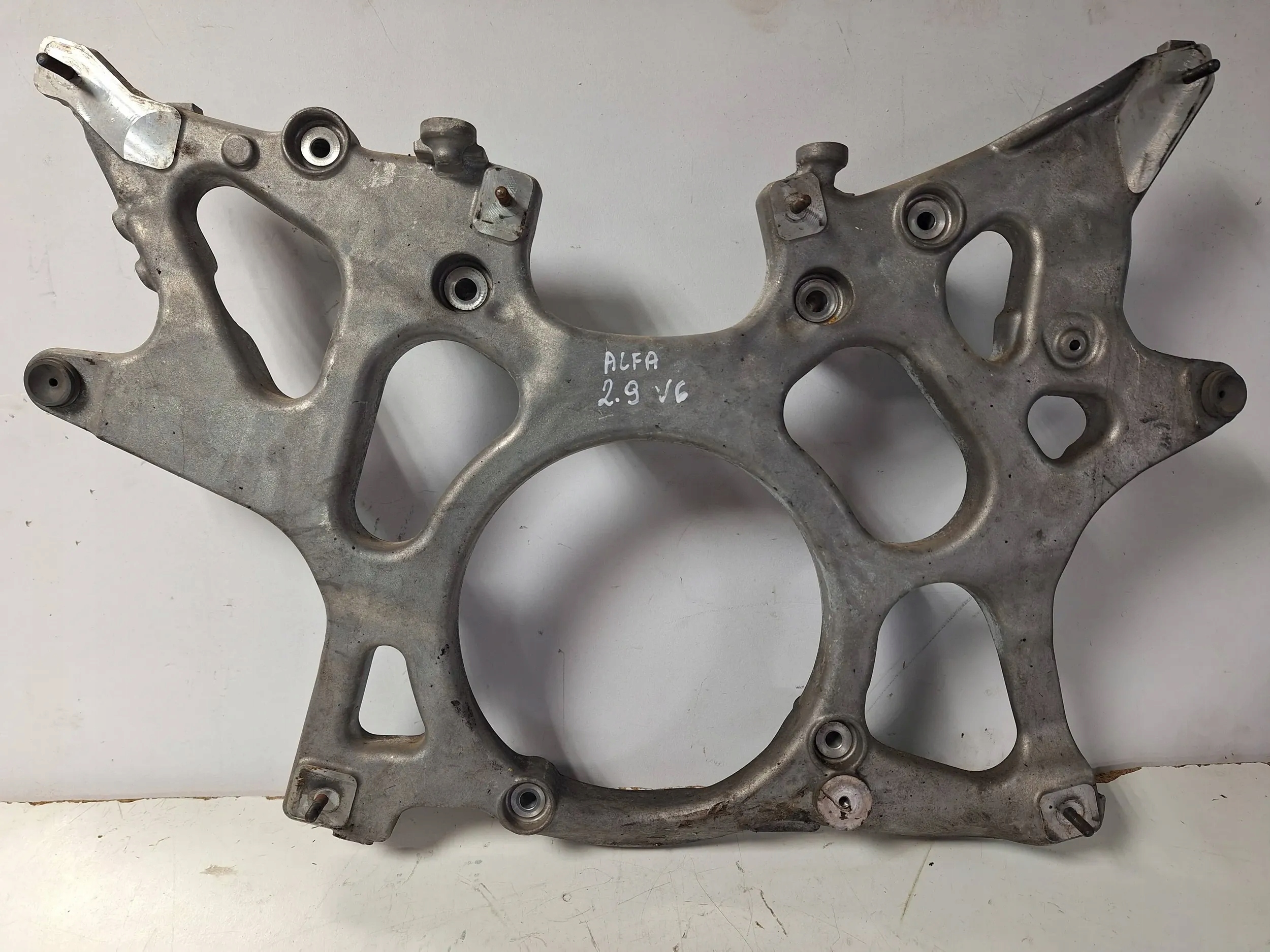 holder holder engine mount 670050465 Alfa Romeo Giulia QV 2.9i