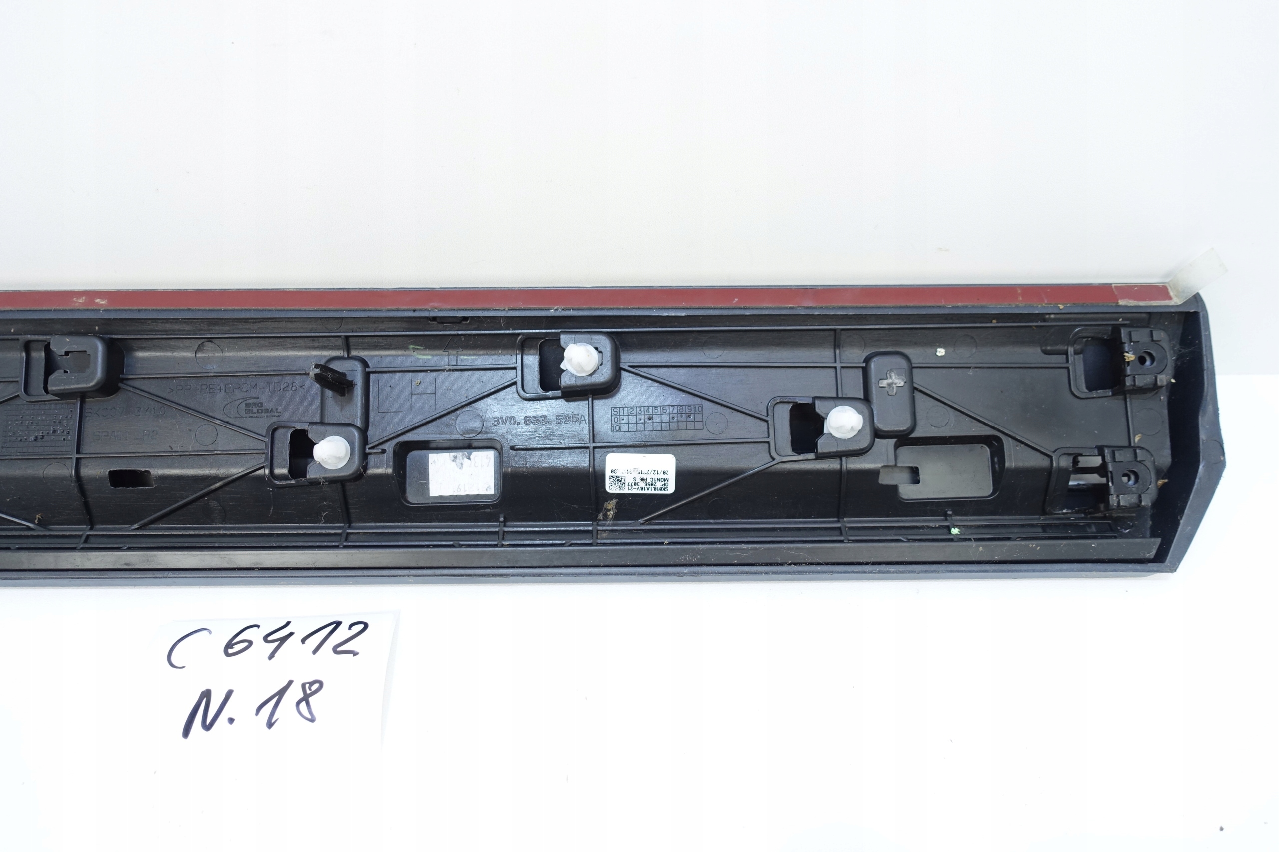 moulding door left rear part SUPERB III 3V0 SPORTLINE