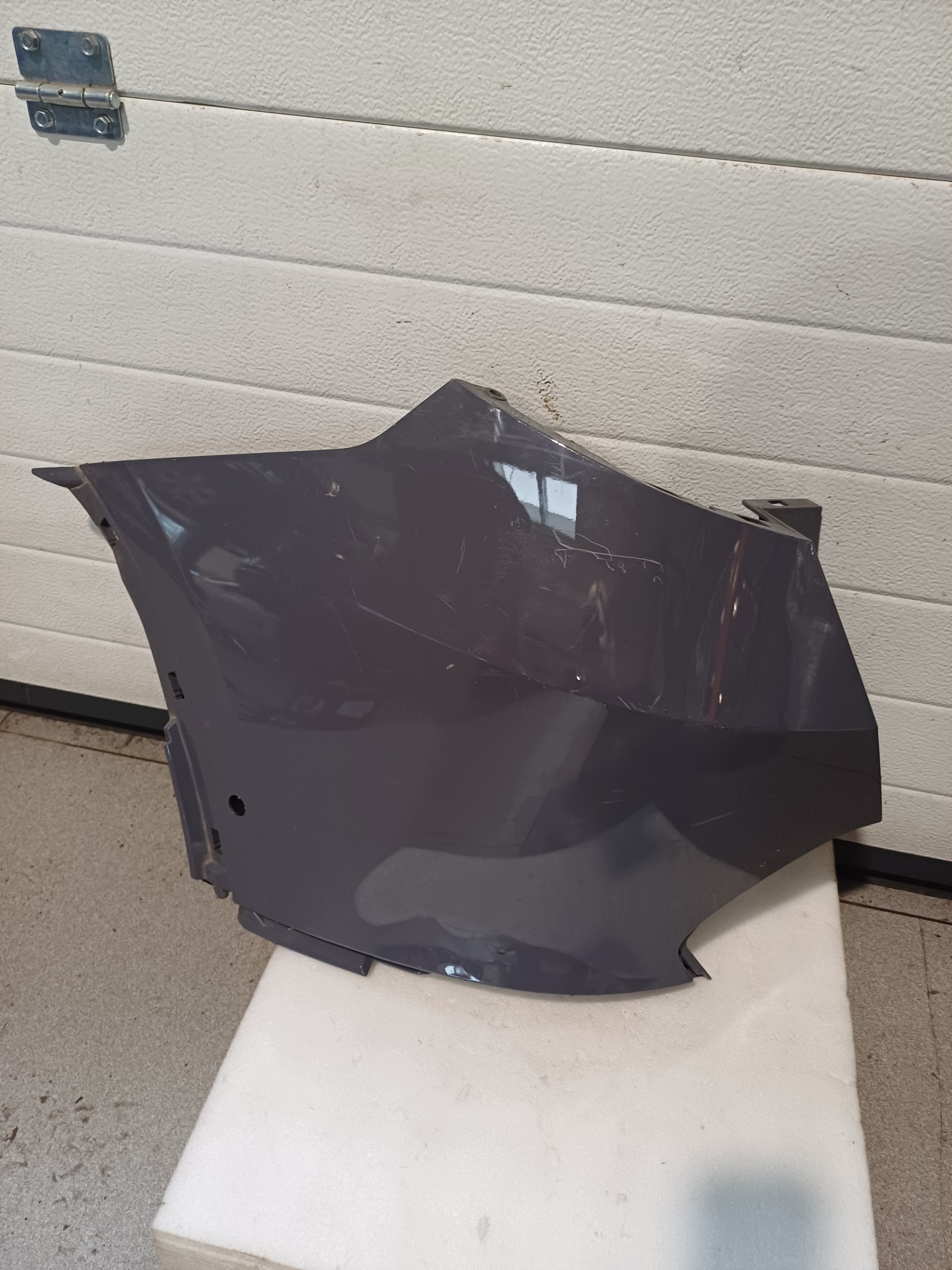 Ecke der Stoßstange links heck CUPRA FORMENTOR 5FF807983A