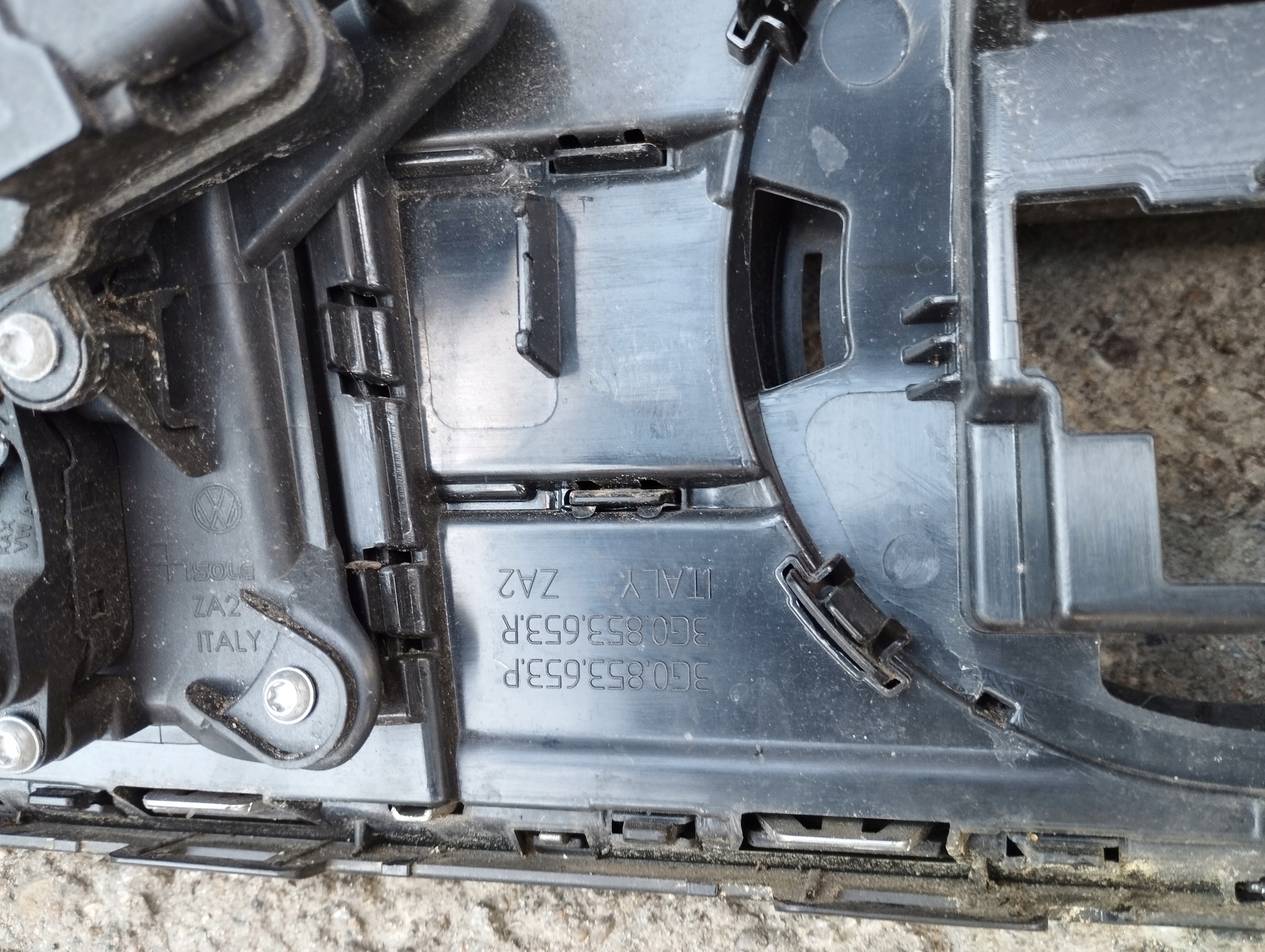 VW Passat B8 Kühlergrill FRONTGRILL Kühlergitter 201920233G - Thumbnail 7