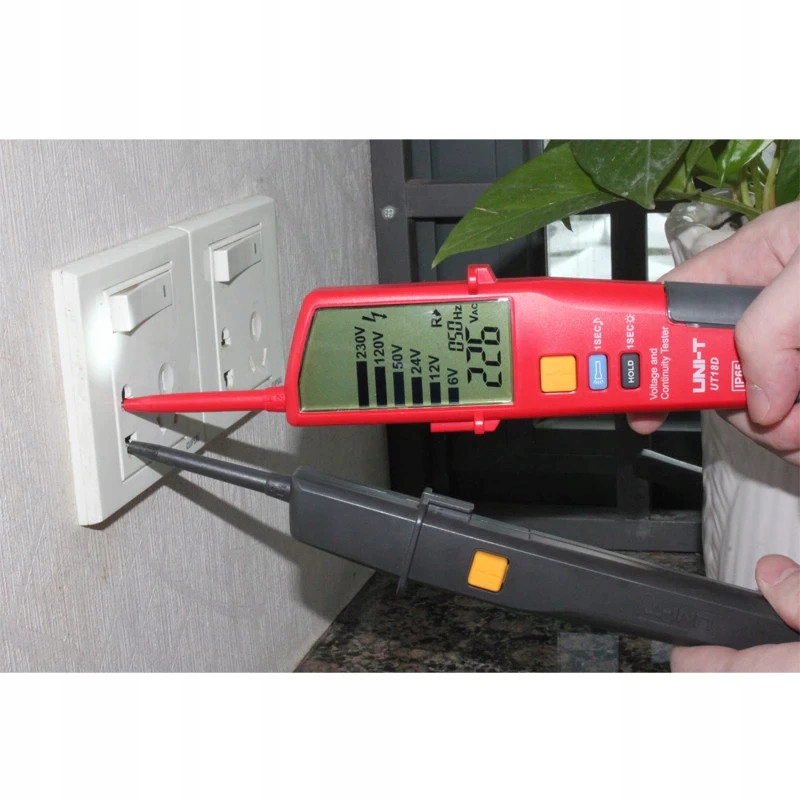 MIERNIK MULTIMETR RĘCZNY PRÓBNIK NAPIĘCIA I FAZ UNI-T UT18D Uniwersalny Model UT18D