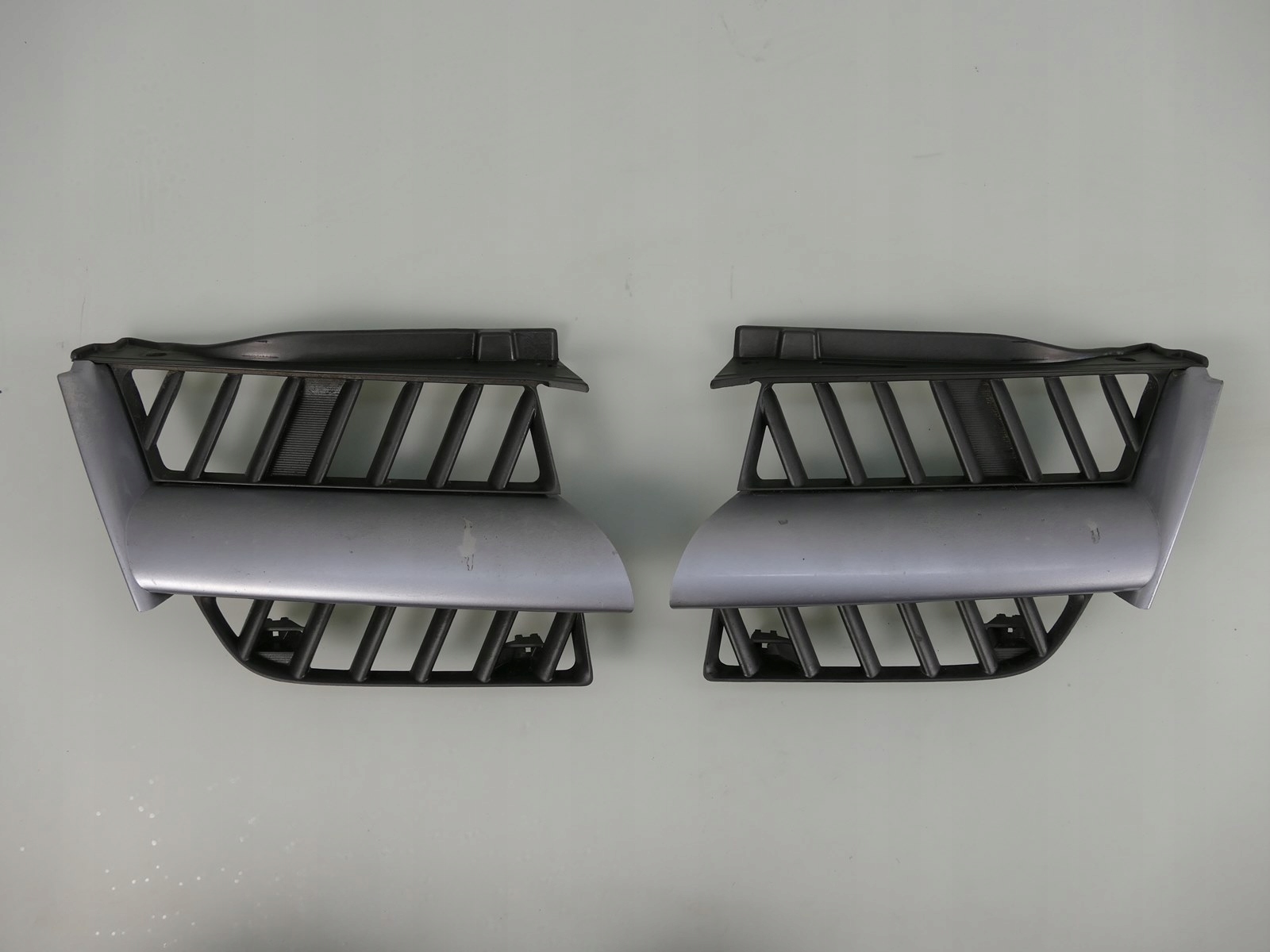 MITSUBISHI OUTLANDER E GRIGLIA GRIGLIA RADIATORE A31