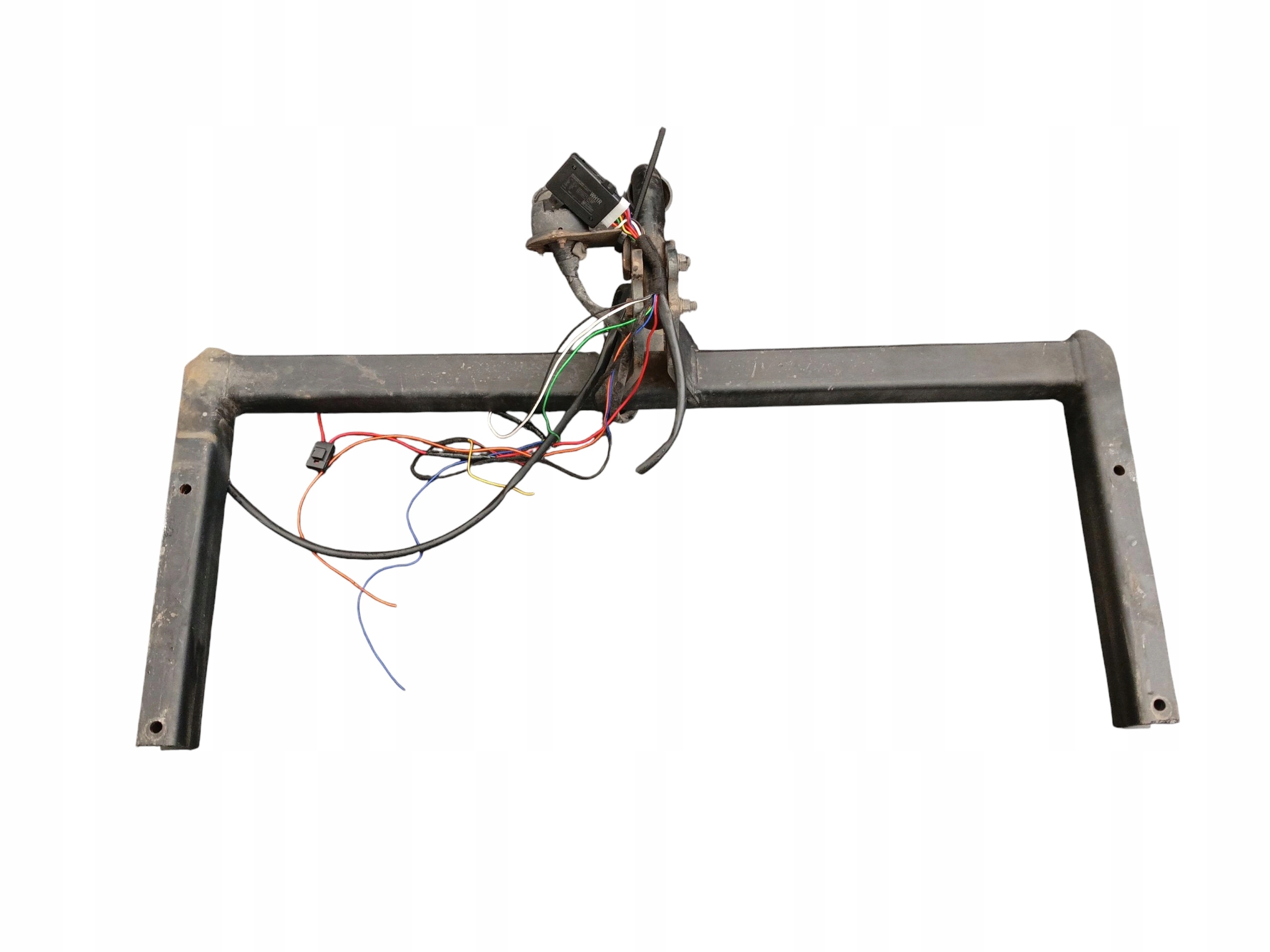 tow AUDI A6 C6 LIFT (2008-2011) KOMBI