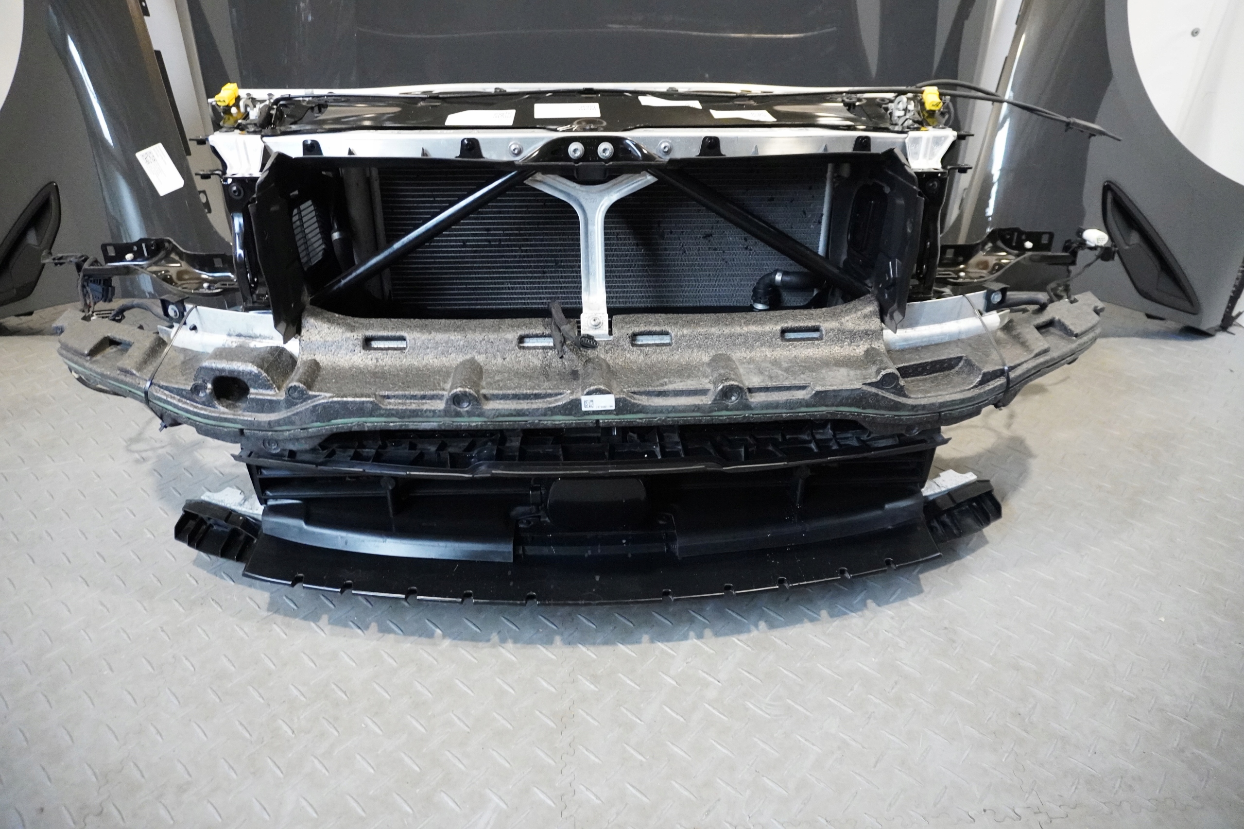 MASKA ZDERZAK PAS LAMPY BMW G14 G15 G16 C36 840d. Typ samochodu Samochody osobowe