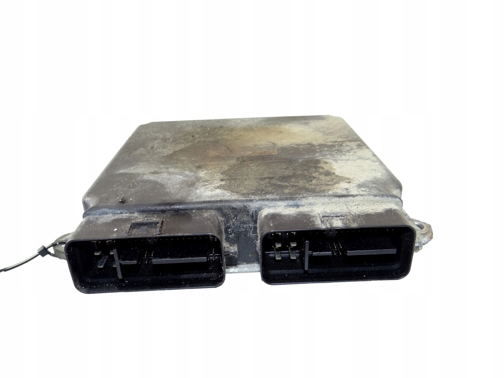control unit of the engine MITSUBISHI COLT 1860A551