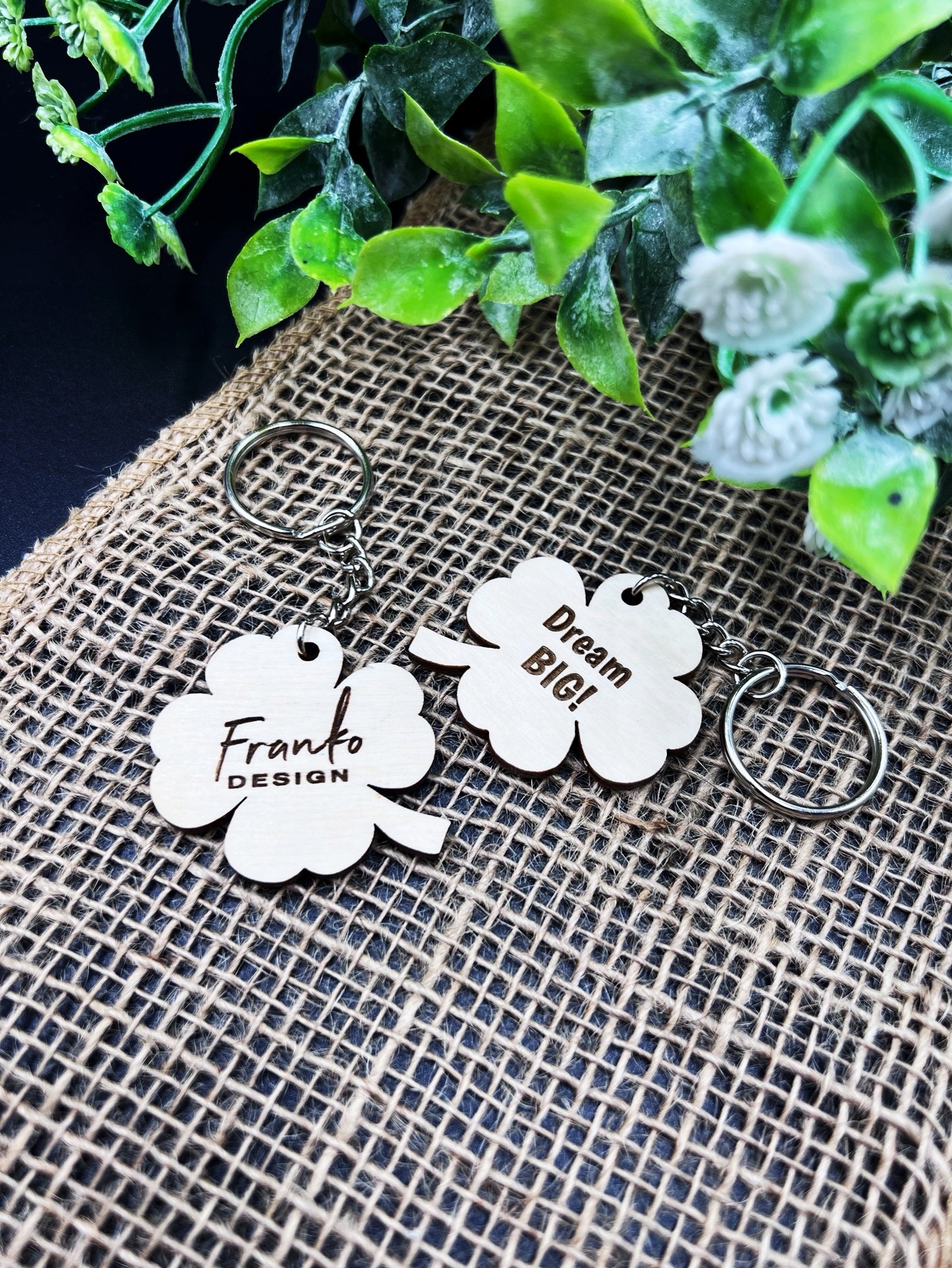 Brelok do kluczy koniczyna na szczęście z GRAWEREM Kod producenta brelok koniczyna