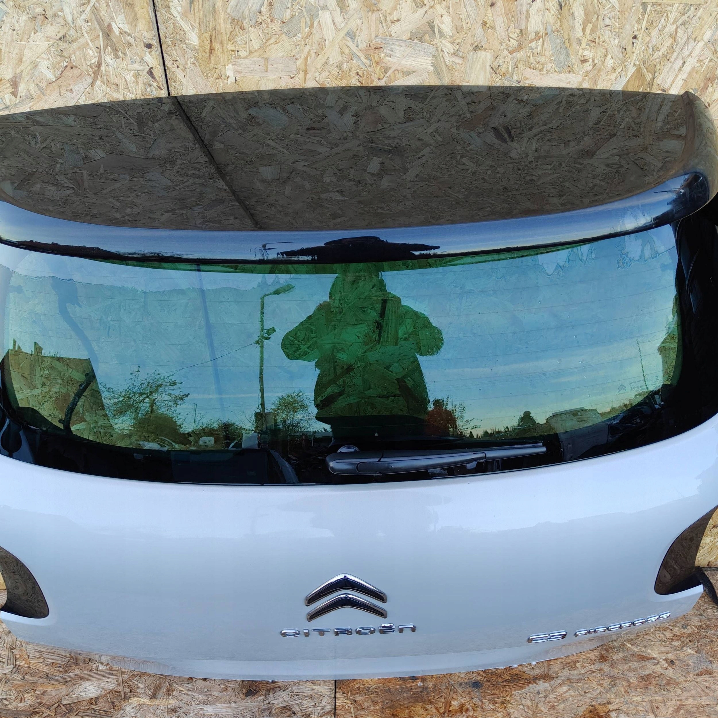 trunk door boot Citroen C3 Aircross kamera