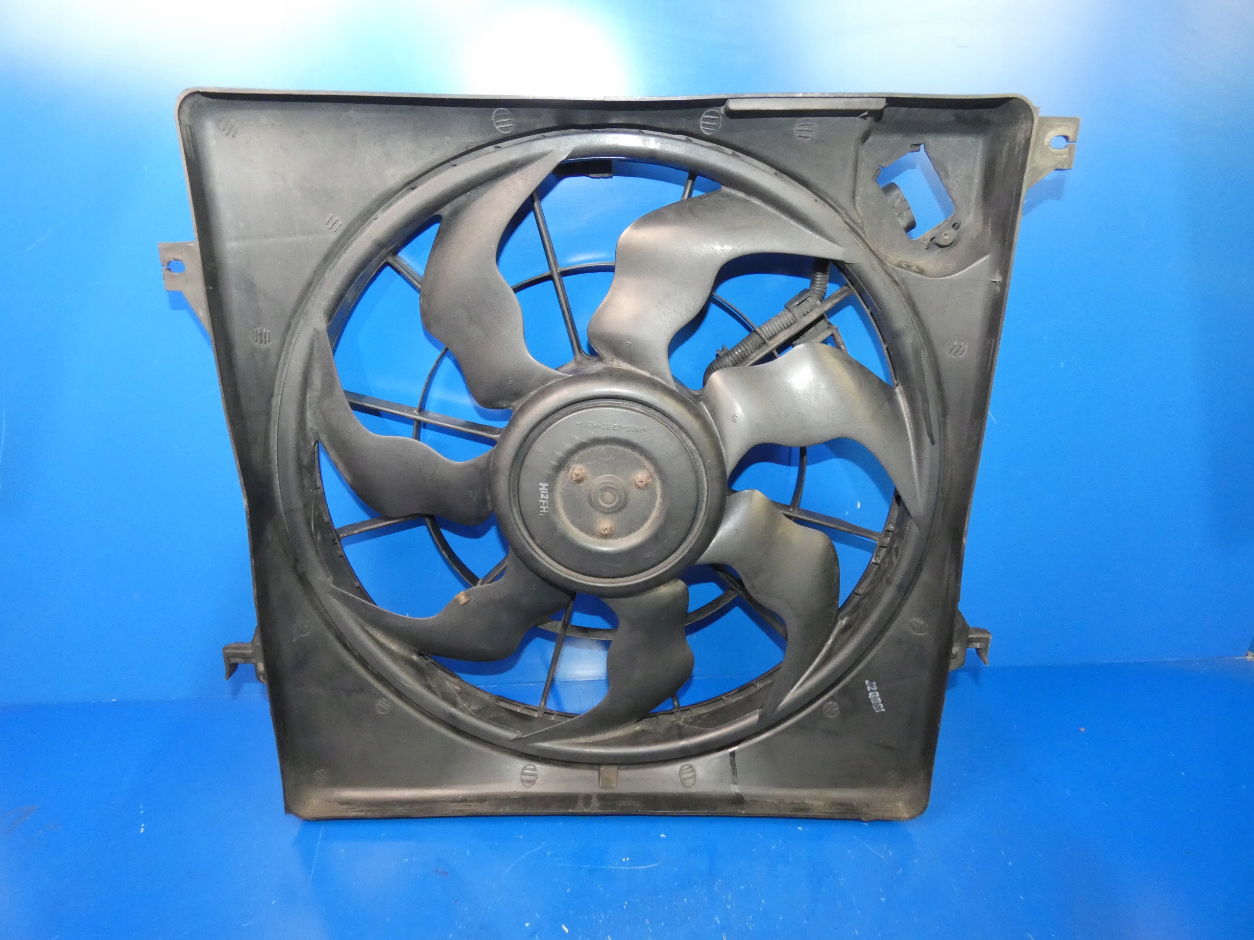 KIA SPORTAGE III ventilátor chladiče