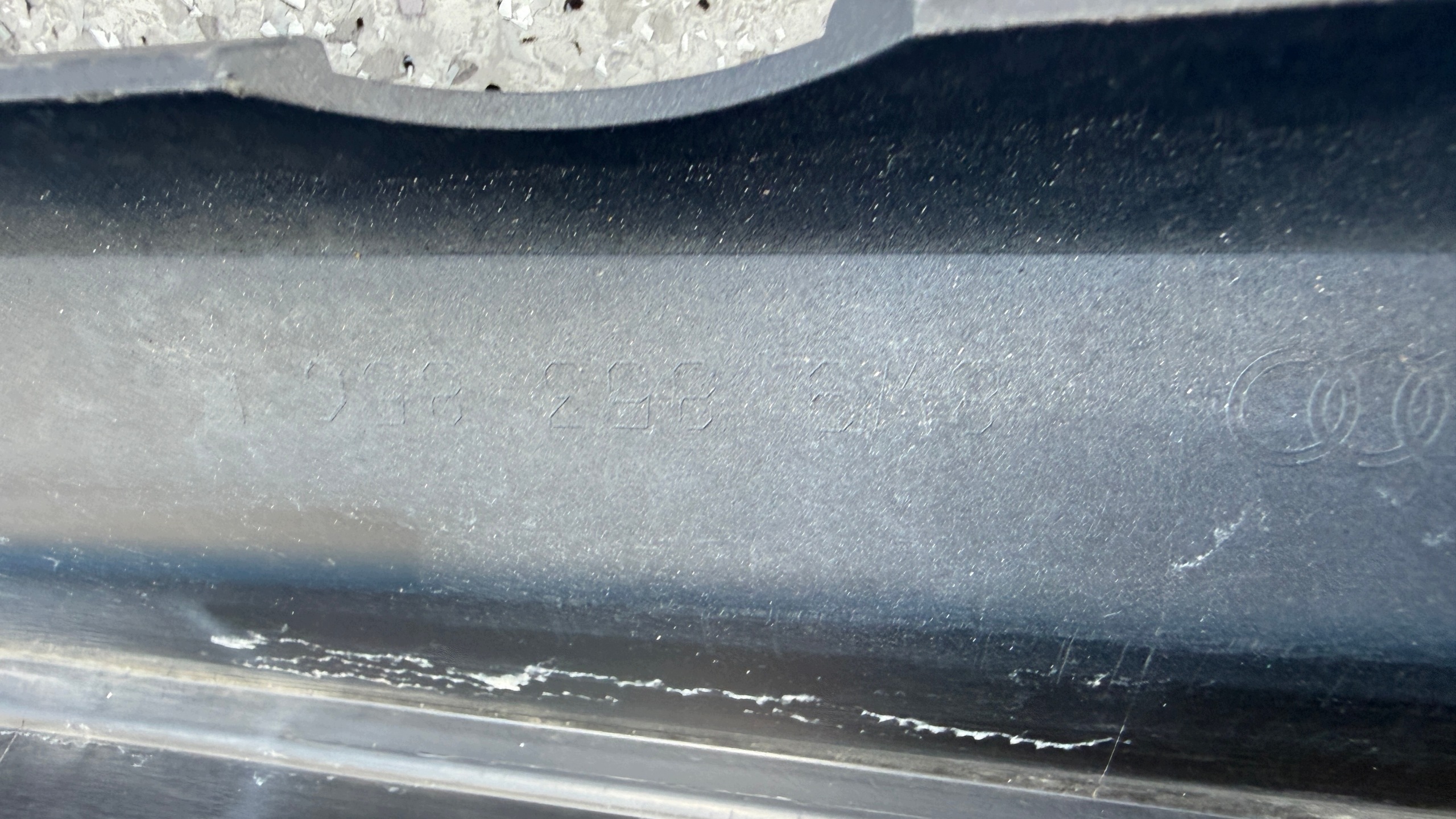 AUDI A4 B9 ALLROAD right cap for threshold moulding threshold 8W9853856E Z55
