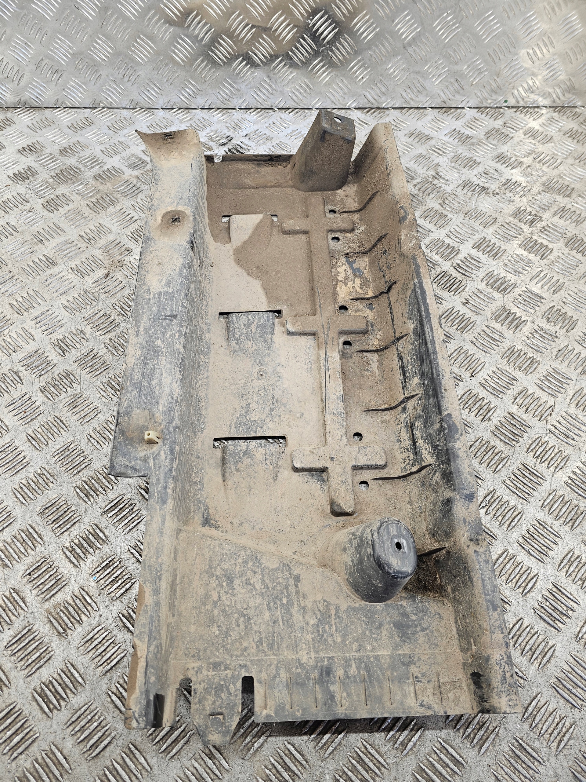 Blende Abdeckung Unterfahrschutz 7LA825210C VW T6 T6.1 MULTIVAN 2019- Original