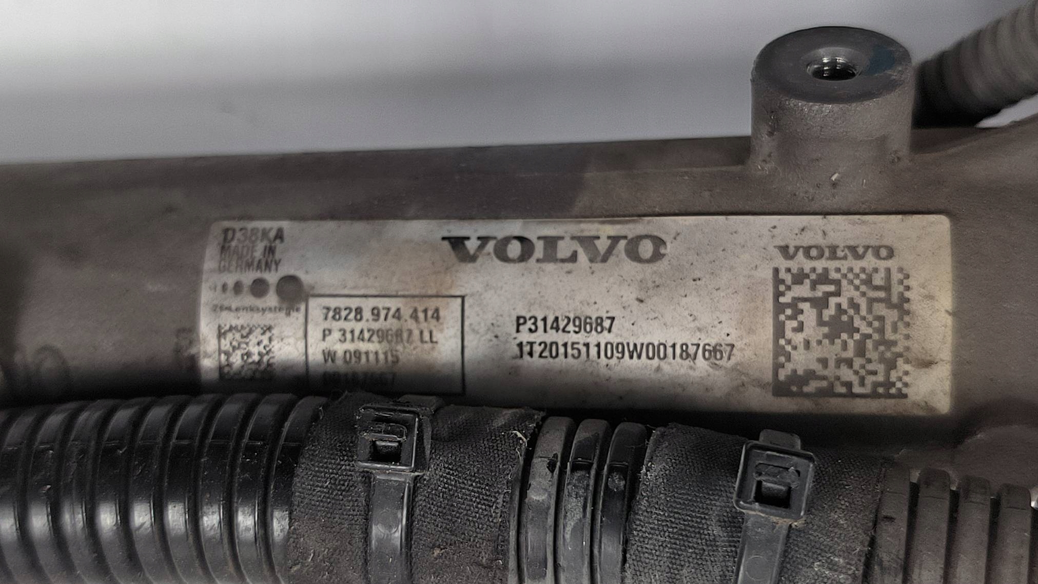 control 31429687 VOLVO V60 and