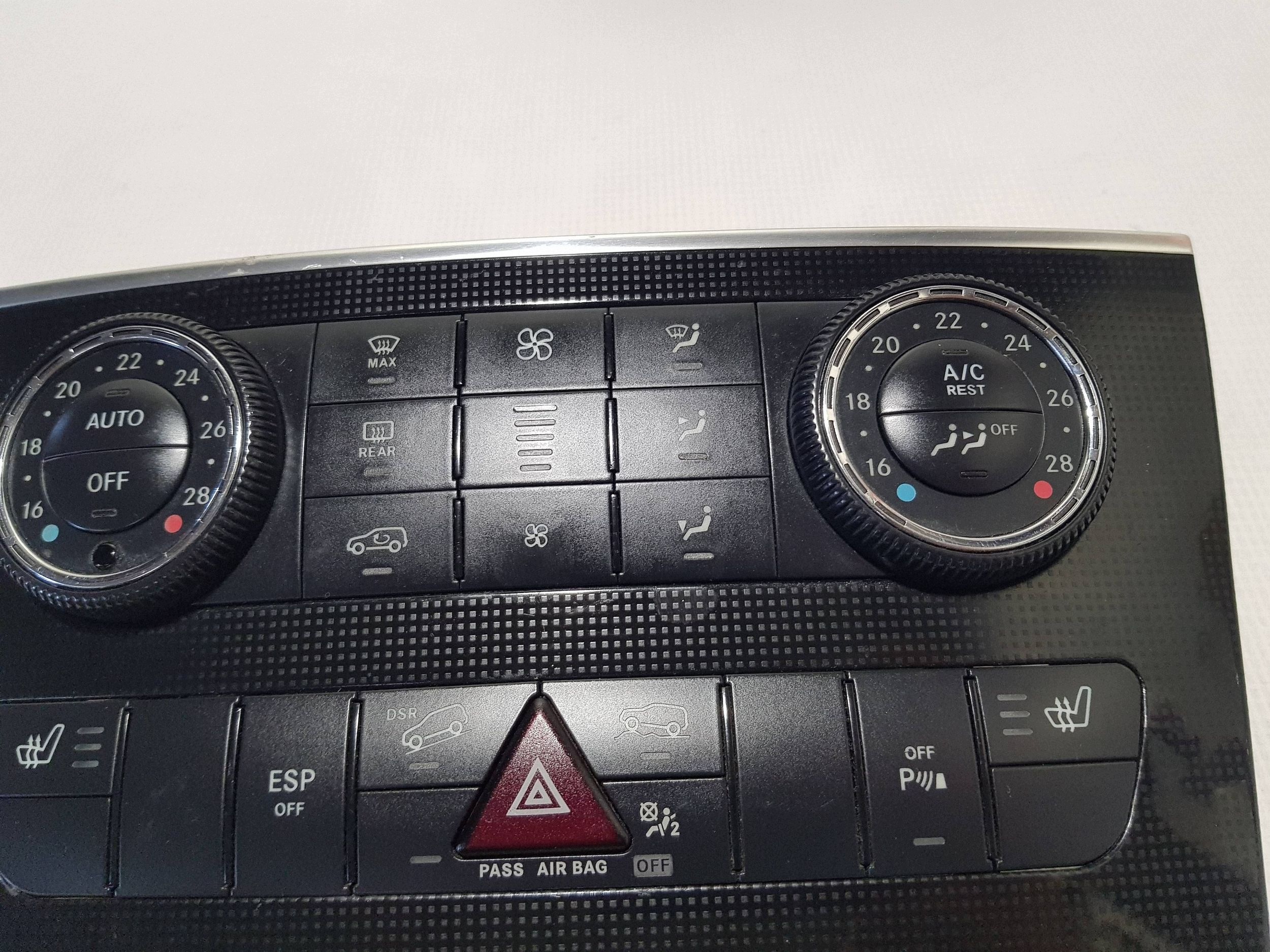 Bouton Unite commande clima A2519060200 Mercedes ML W164 GL X164 W251