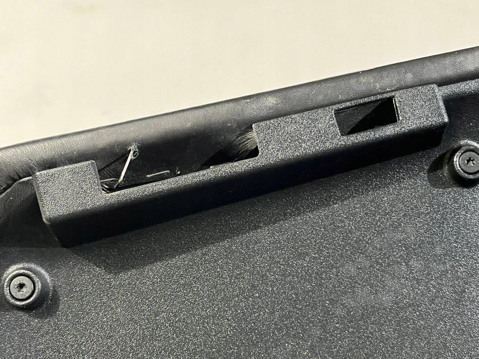 console central tunnel central armrest Chevrolet Corvette C6 2005