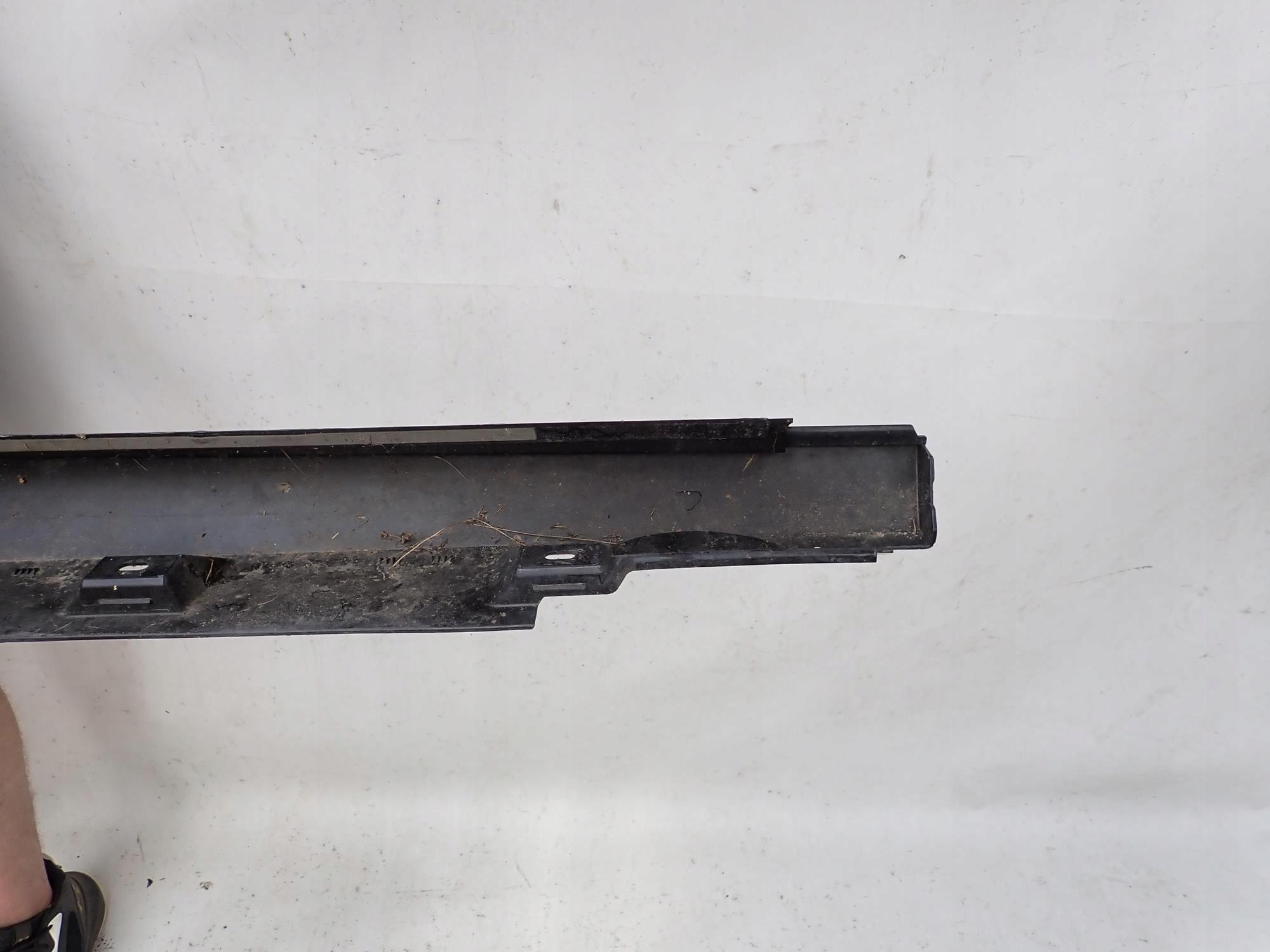 VW PASSAT B8 14-23 threshold left moulding threshold left