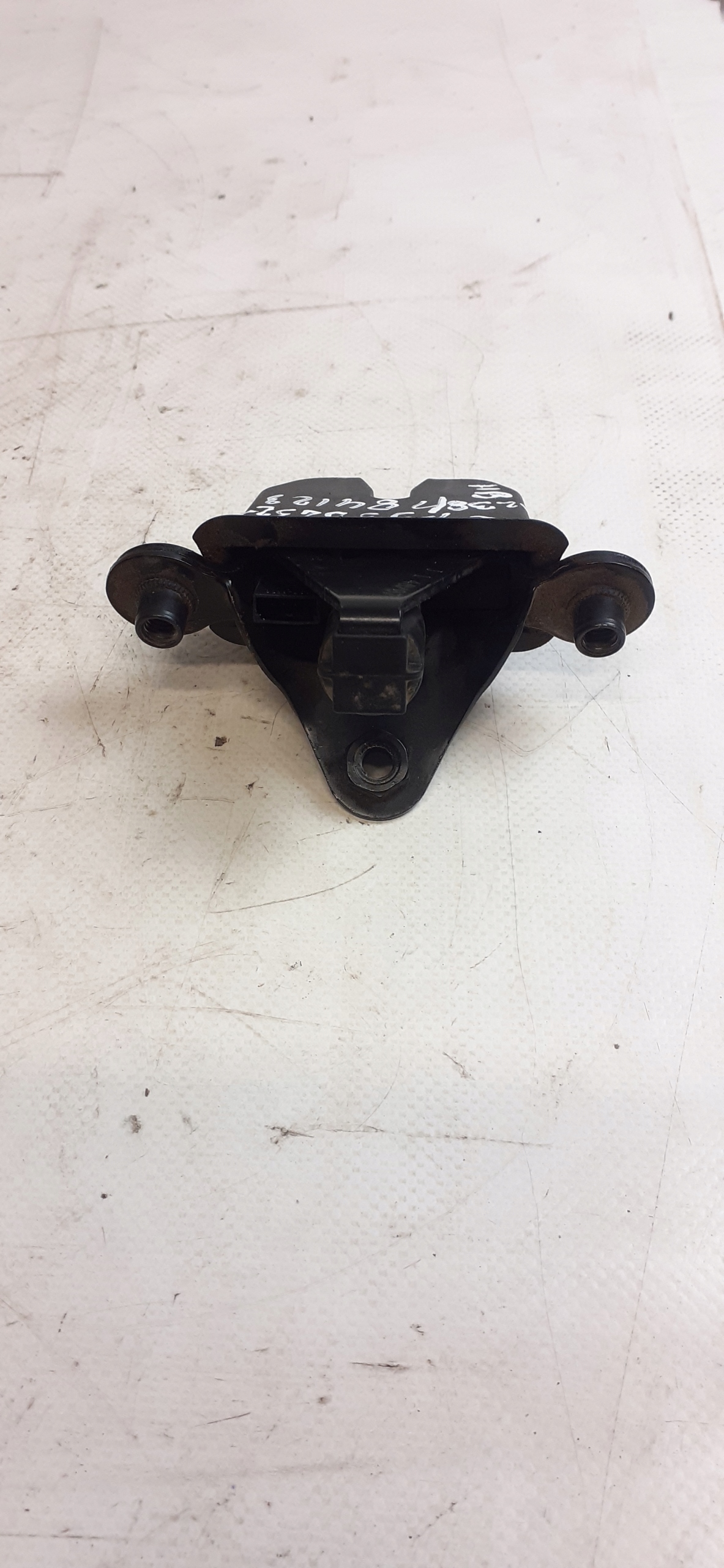 SKODA OCTAVIA 2 II lock bonnet boot HB