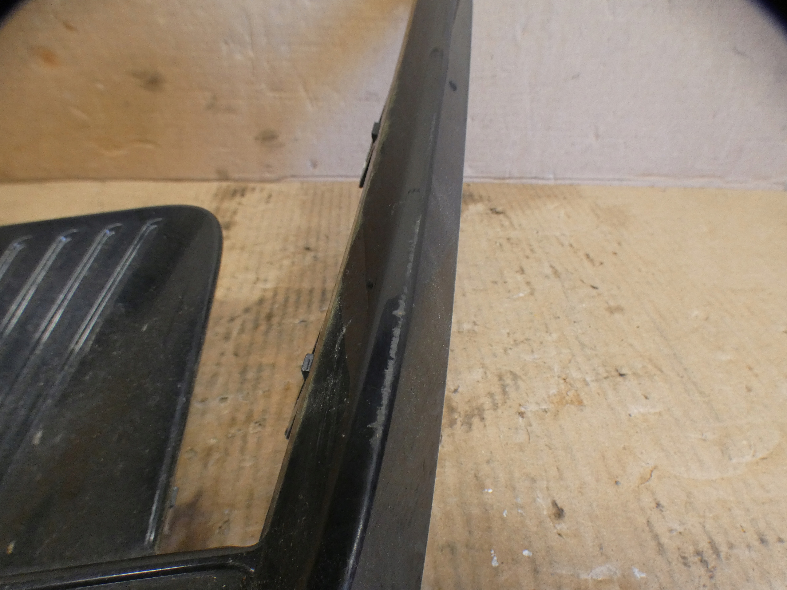 grid of a bumper left front MG 4 2022- 11183327