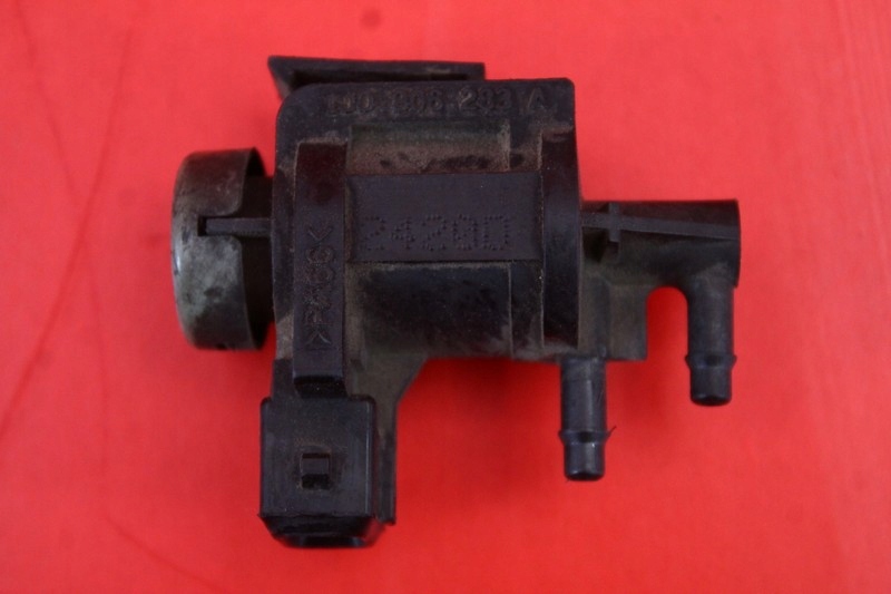 Audi OE 1J0906283A клапан давления