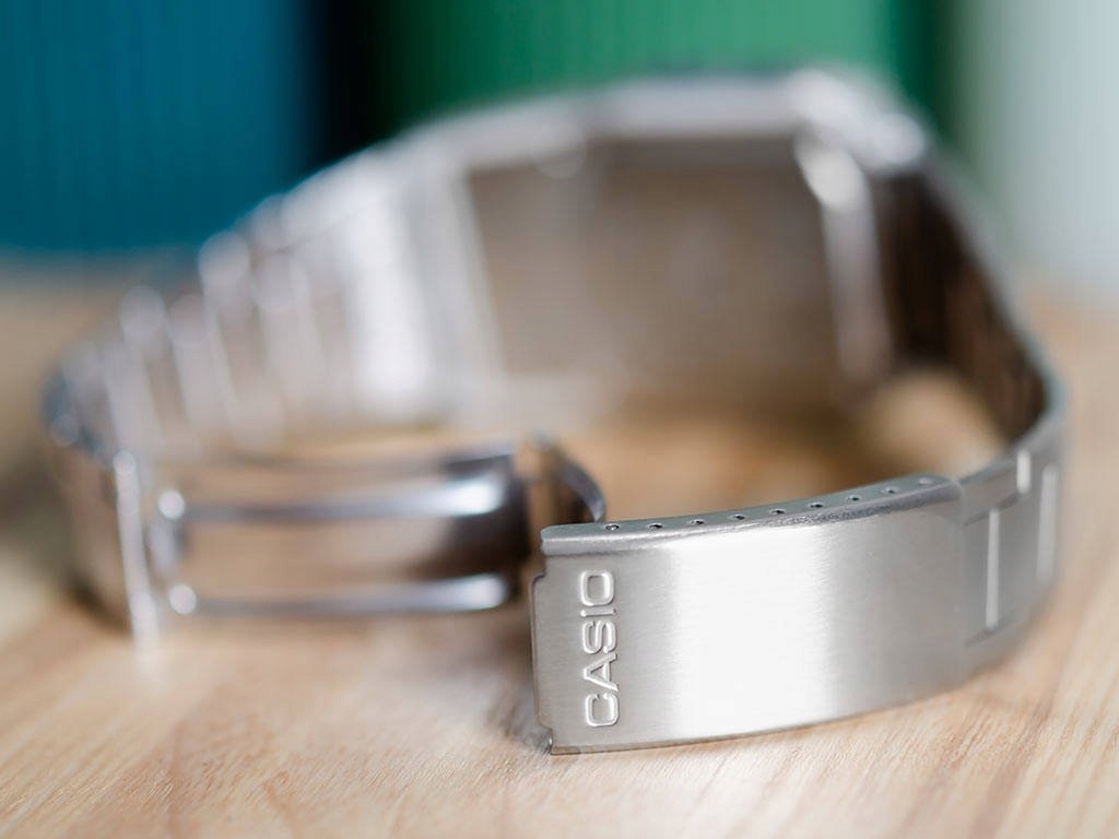 MĘSKI ZEGAREK CASIO DBC-32D 1A VINTAGE KALKULATOR Kod producenta DBC-32D-1AES