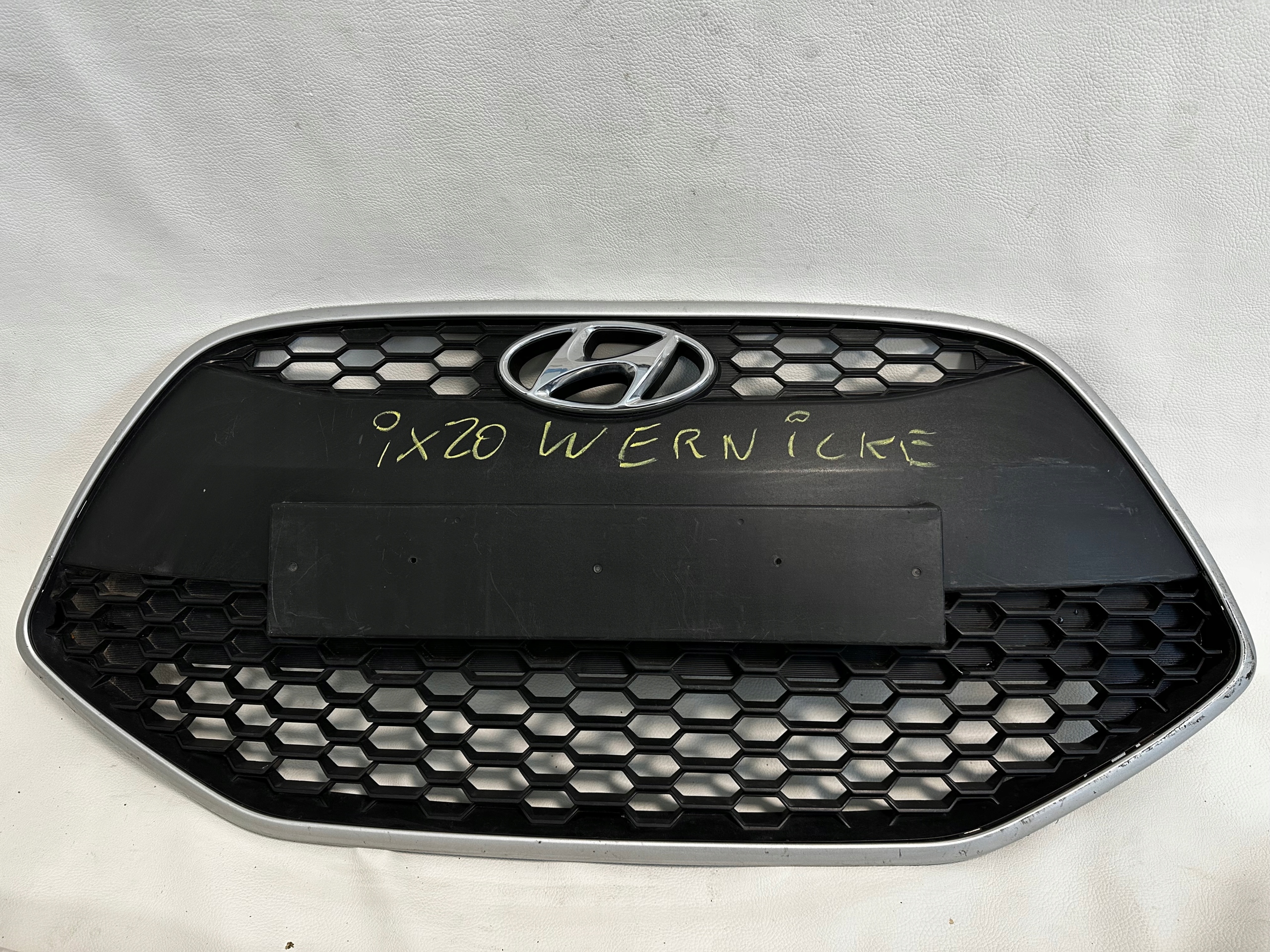 Hyundai IX20 grill grille radiator
