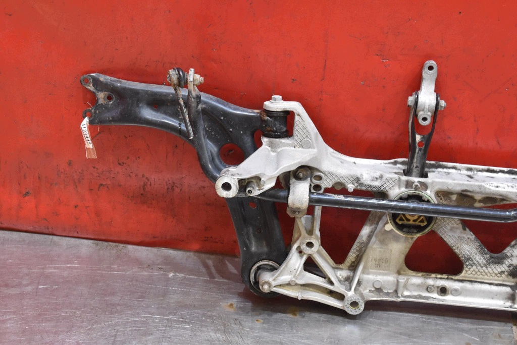 axle beam sider subframe axle beam front 3Q0199369E VW PASSAT B8 2.0 TSI 220 KM 14