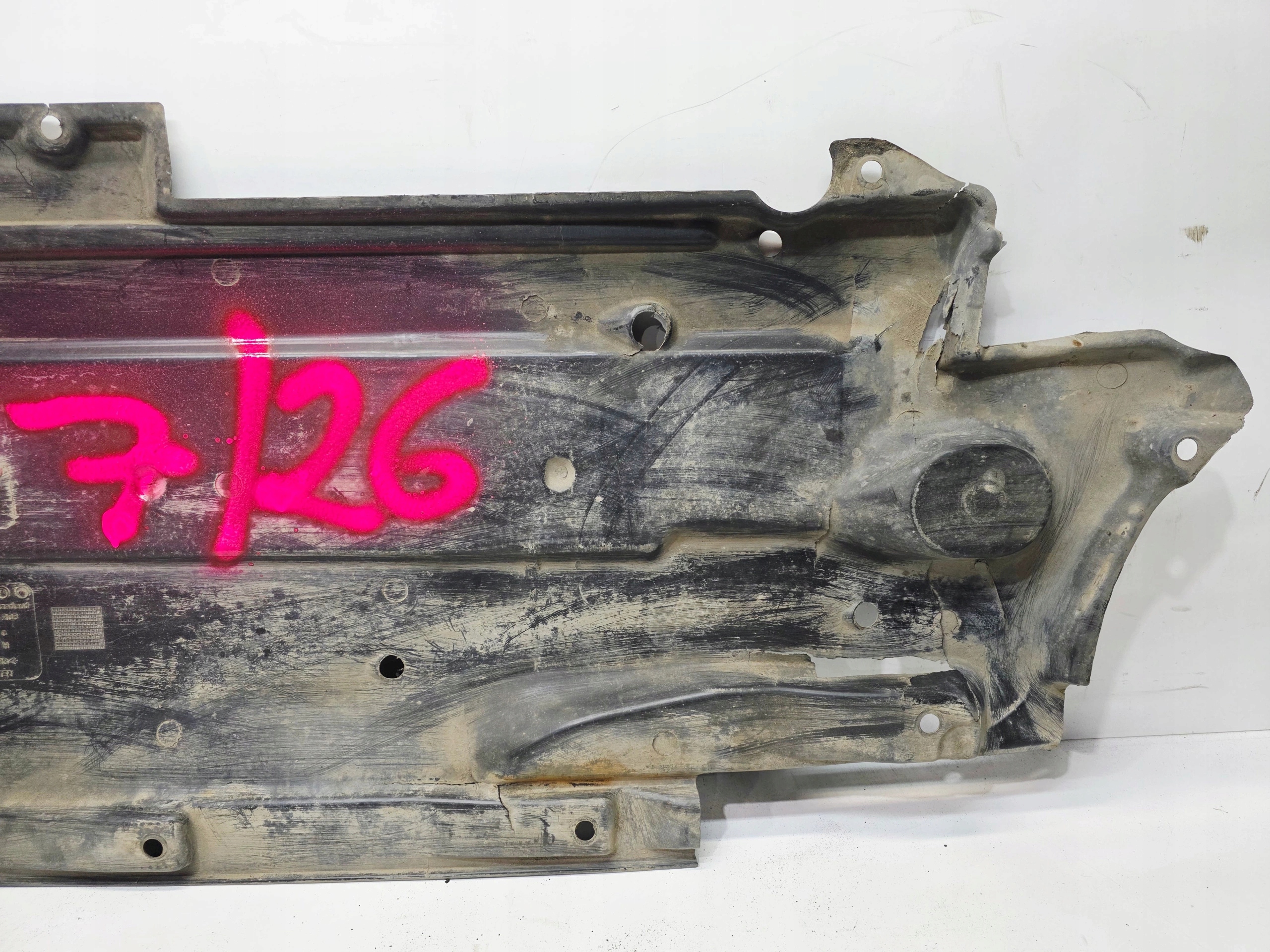 Blende Abdeckung abdeckung Unterfahrschutz links DUZA AUDI A6 C6 4F0825207F 7/26
